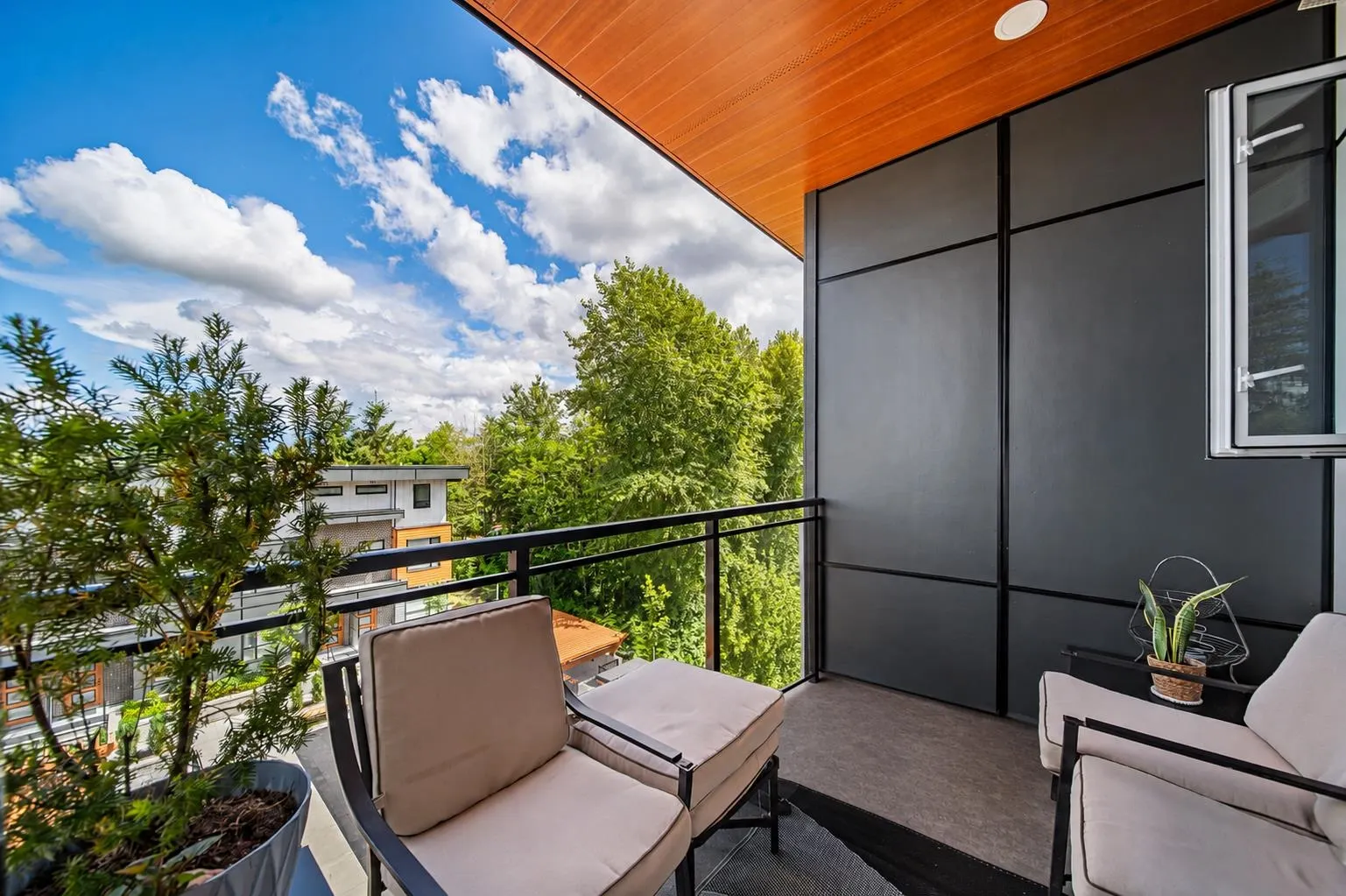 20926 83 Avenue #407