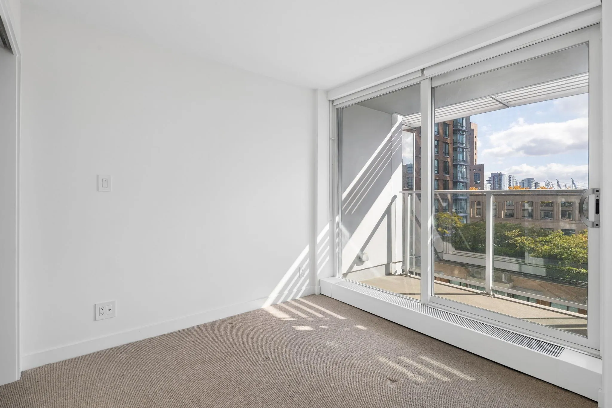 777 Richards Street #1211