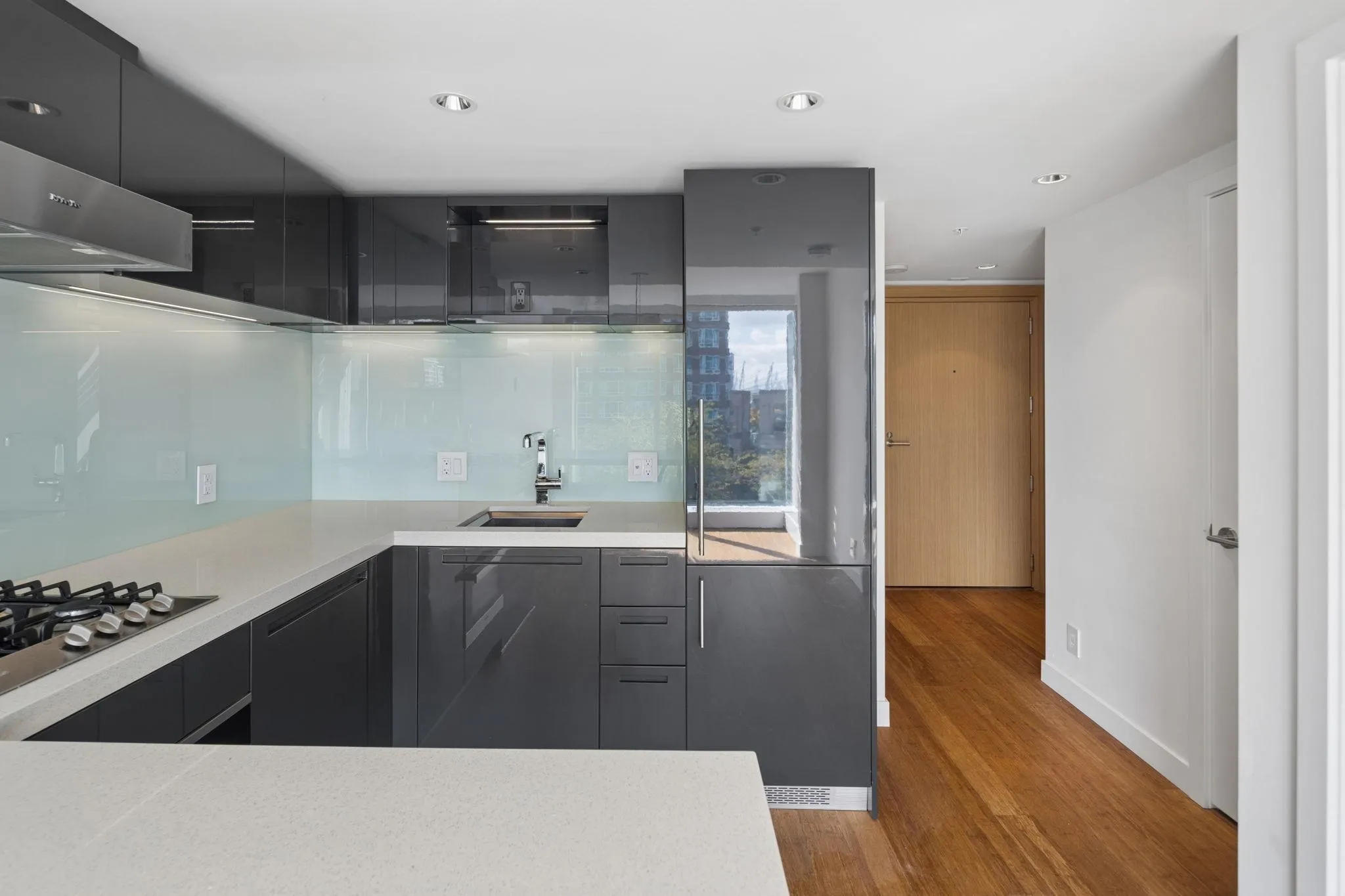 777 Richards Street #1211