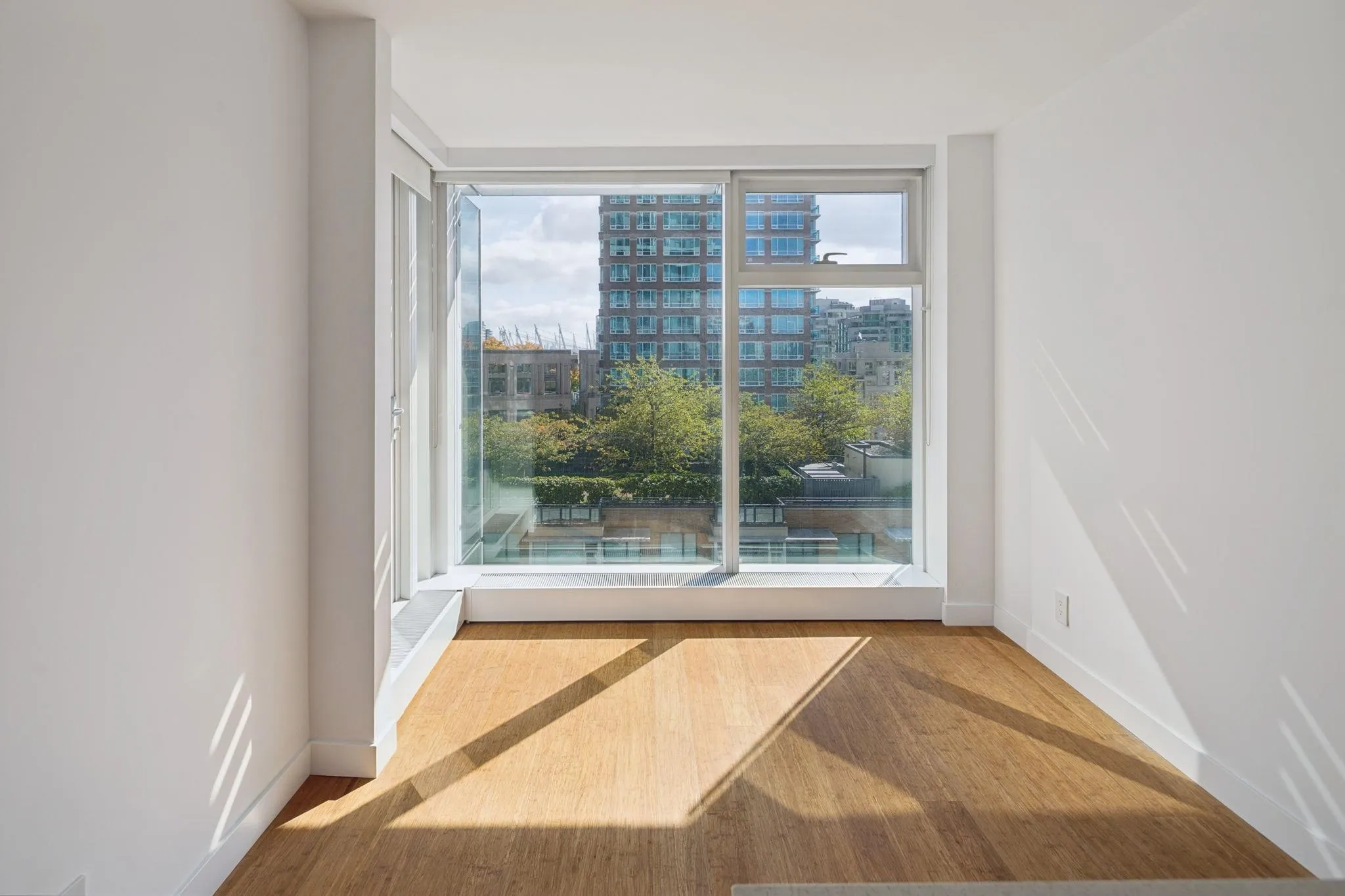 777 Richards Street #1211