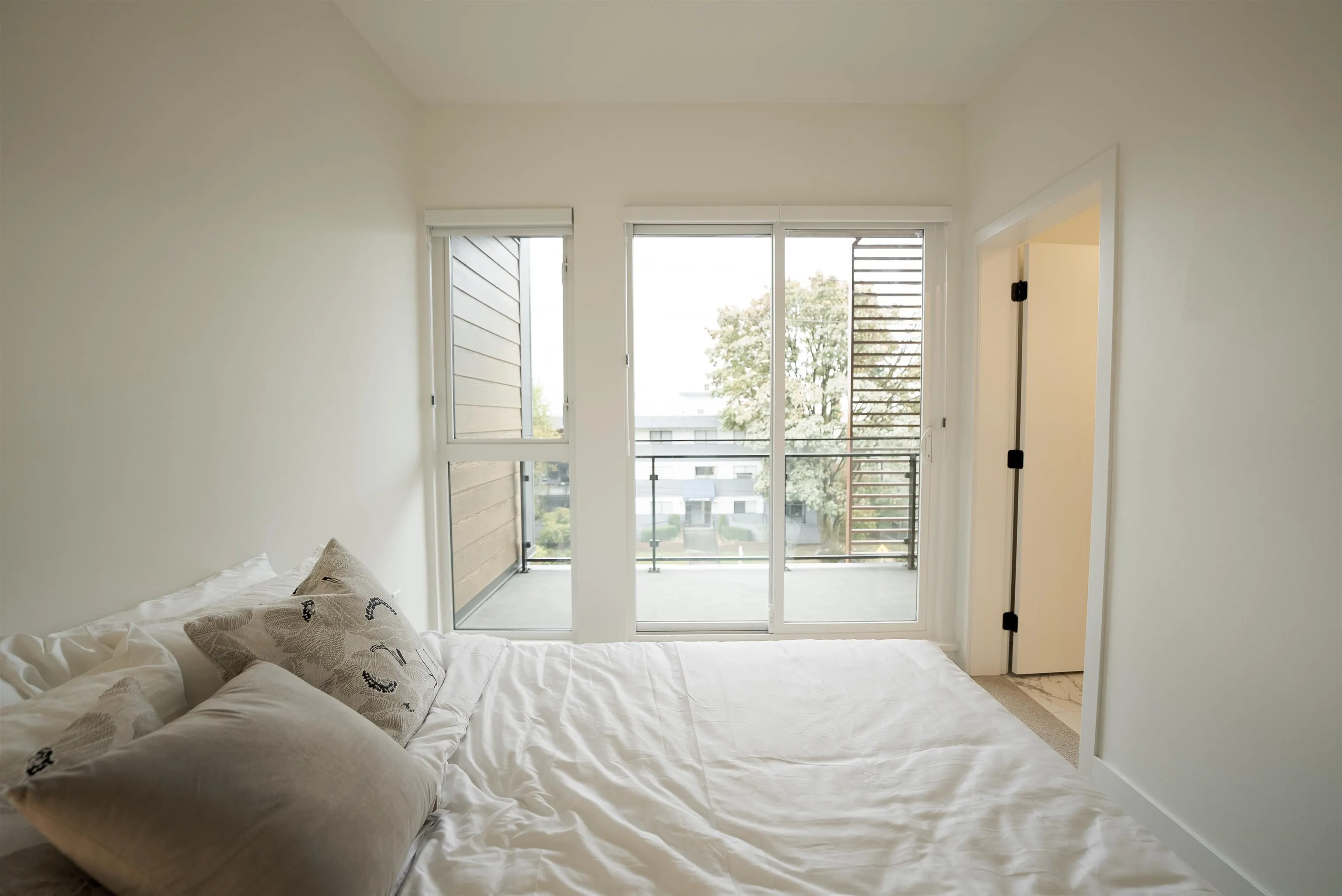 422 E 3rd Street #360