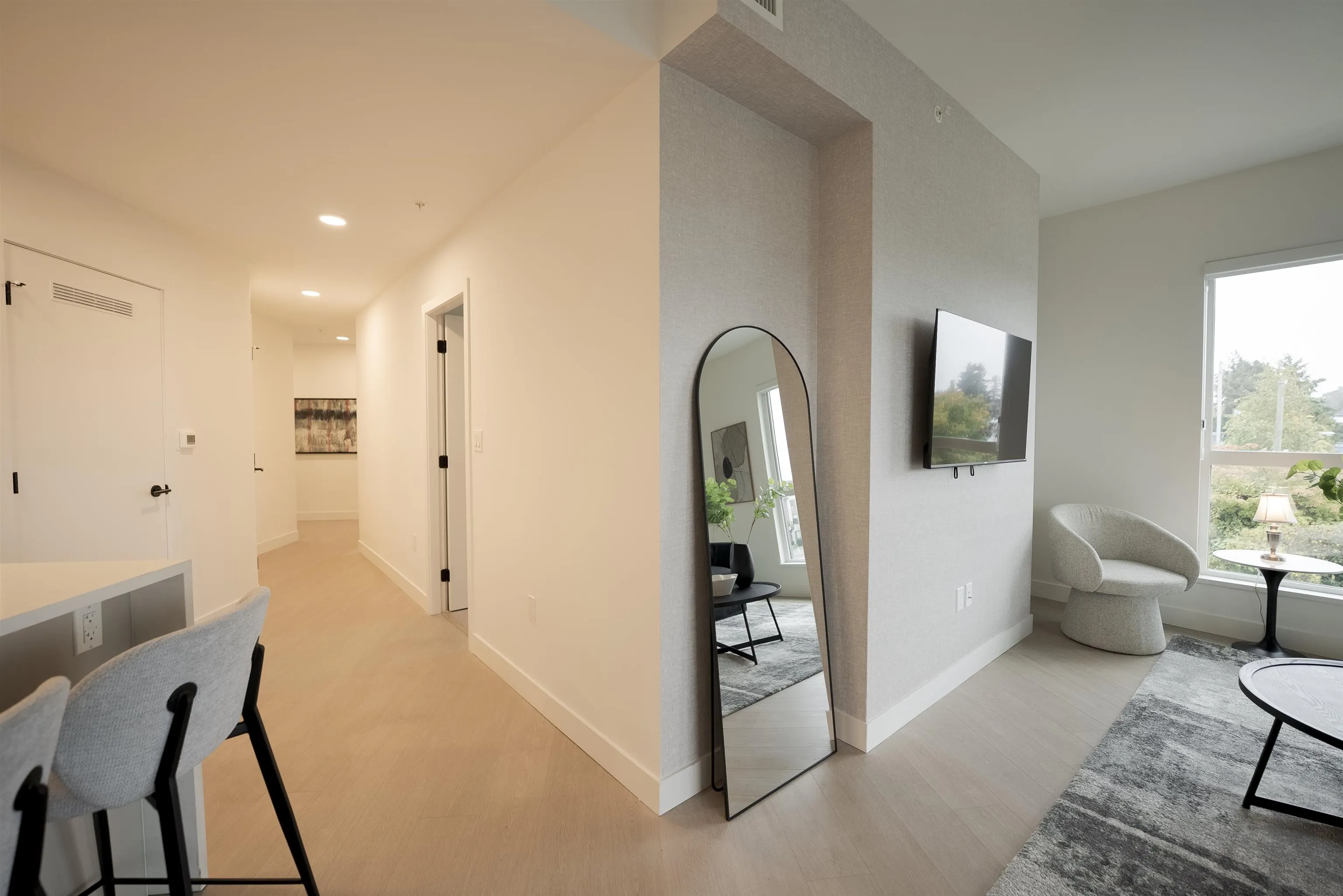 422 E 3rd Street #360