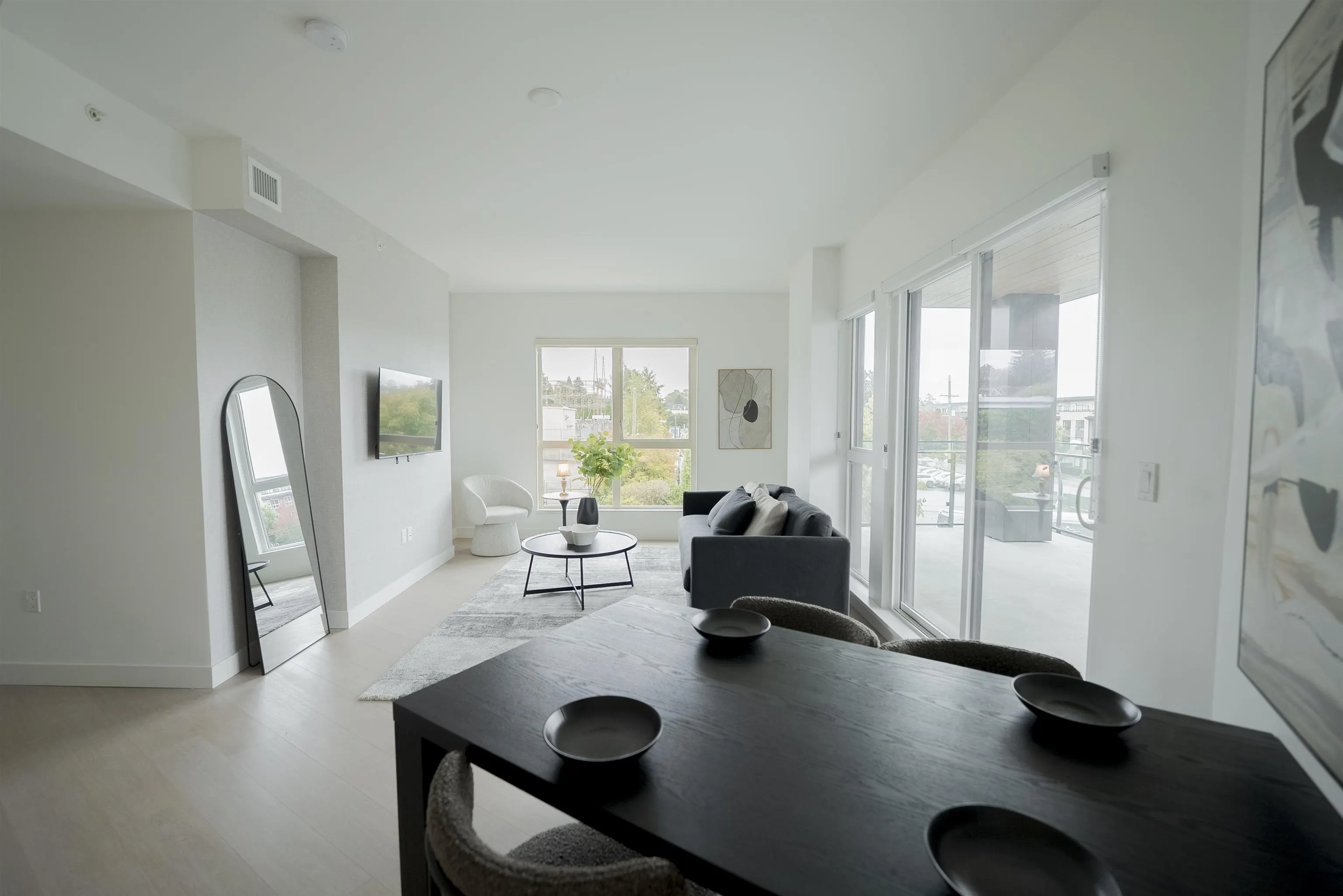 422 E 3rd Street #360