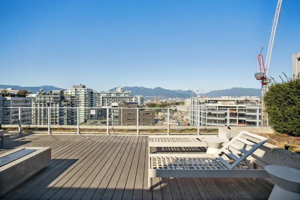 180 E 2nd Avenue #920