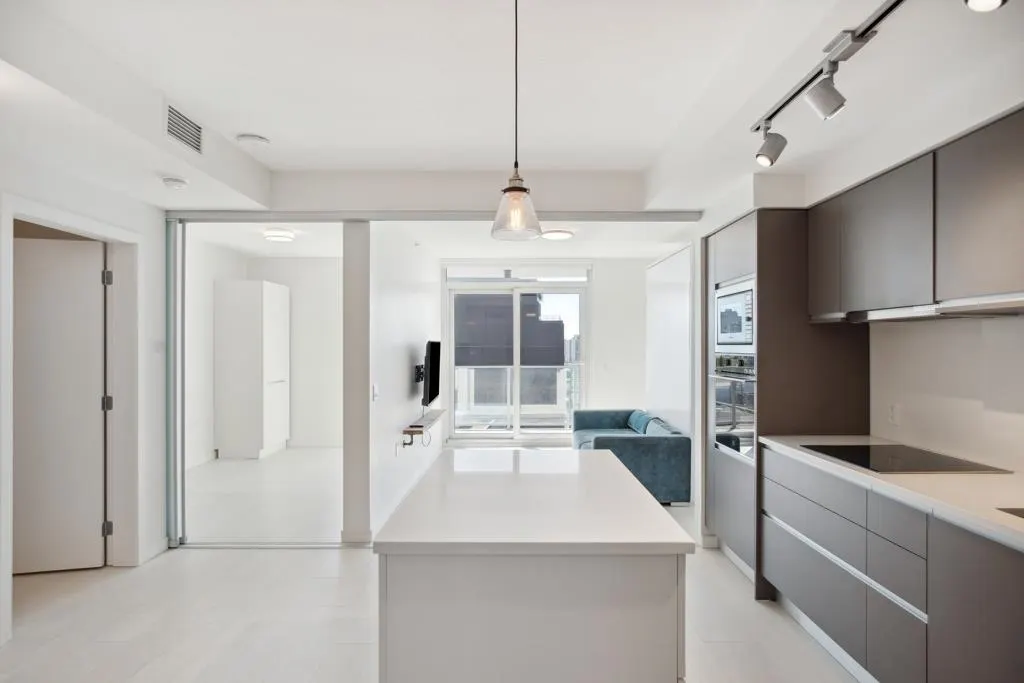 180 E 2nd Avenue #920