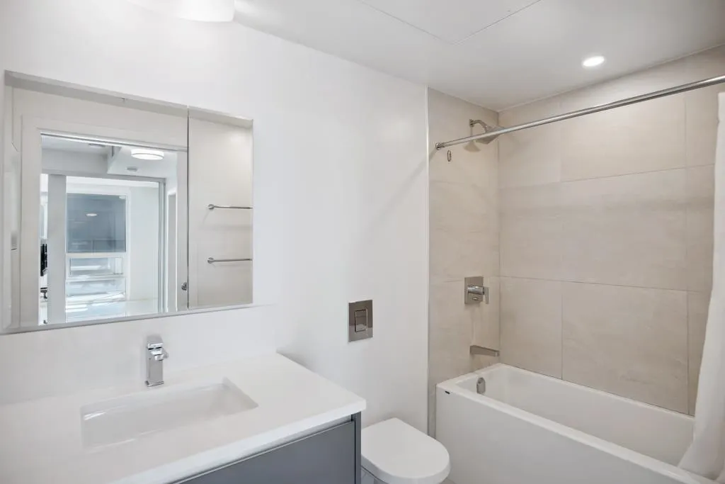 180 E 2nd Avenue #920