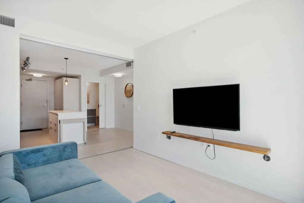 180 E 2nd Avenue #920