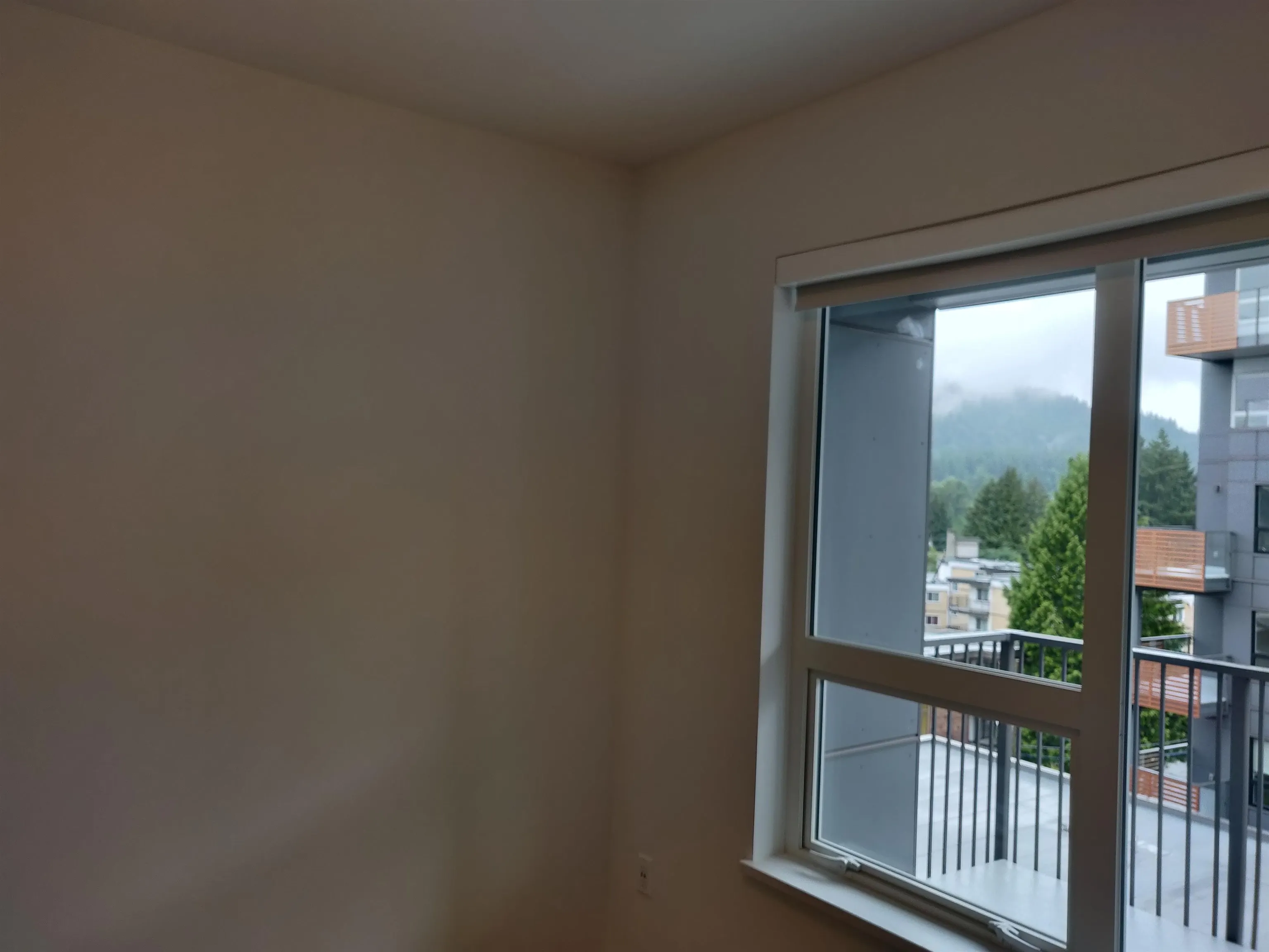 645 Como Lake Avenue #414