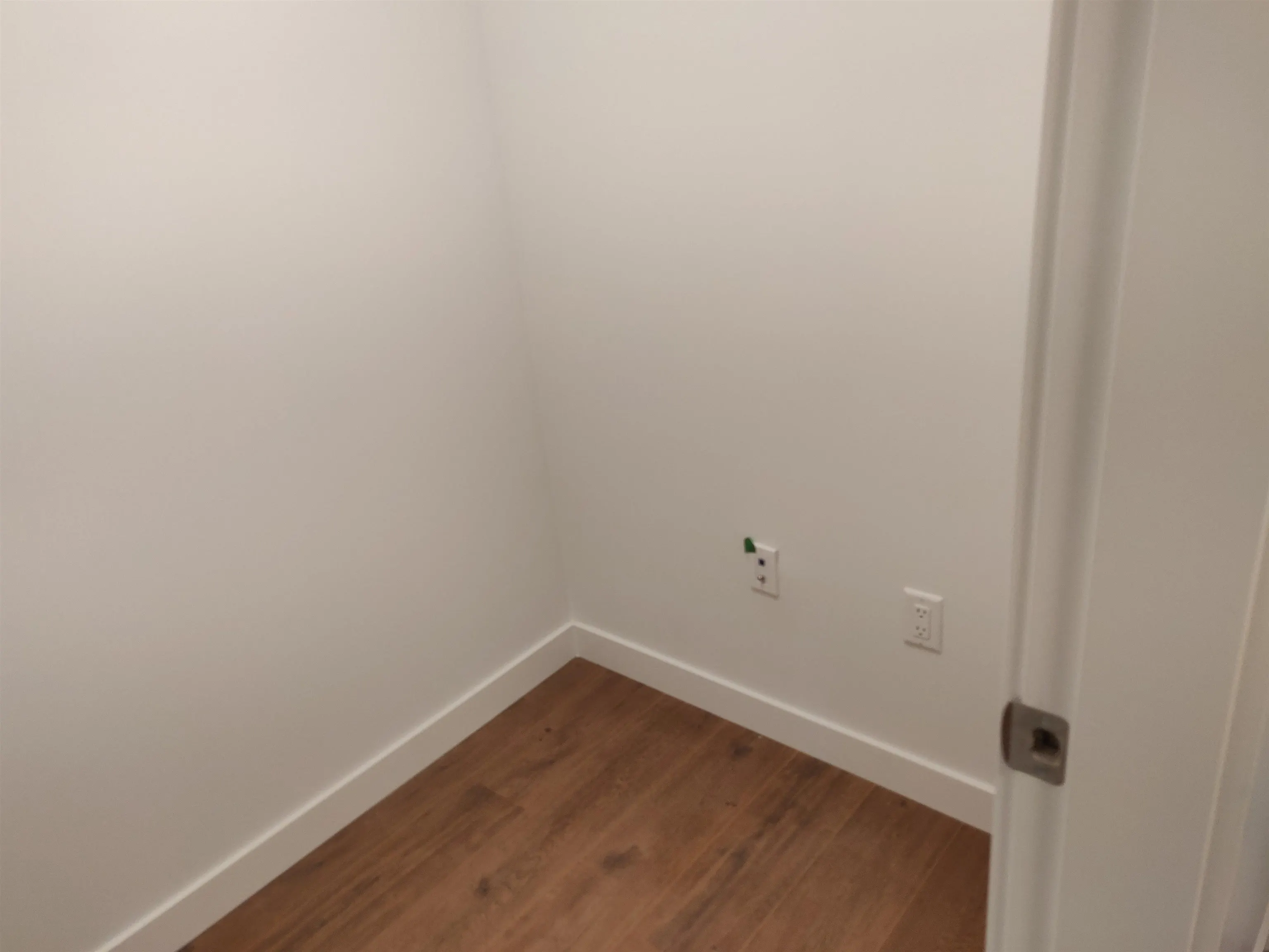 645 Como Lake Avenue #414