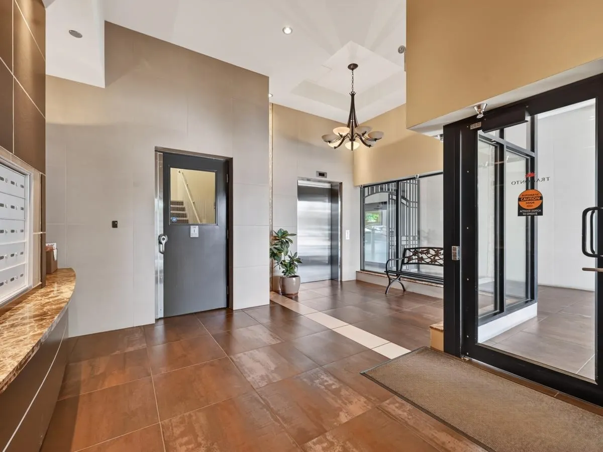 4365 Hastings Street #305