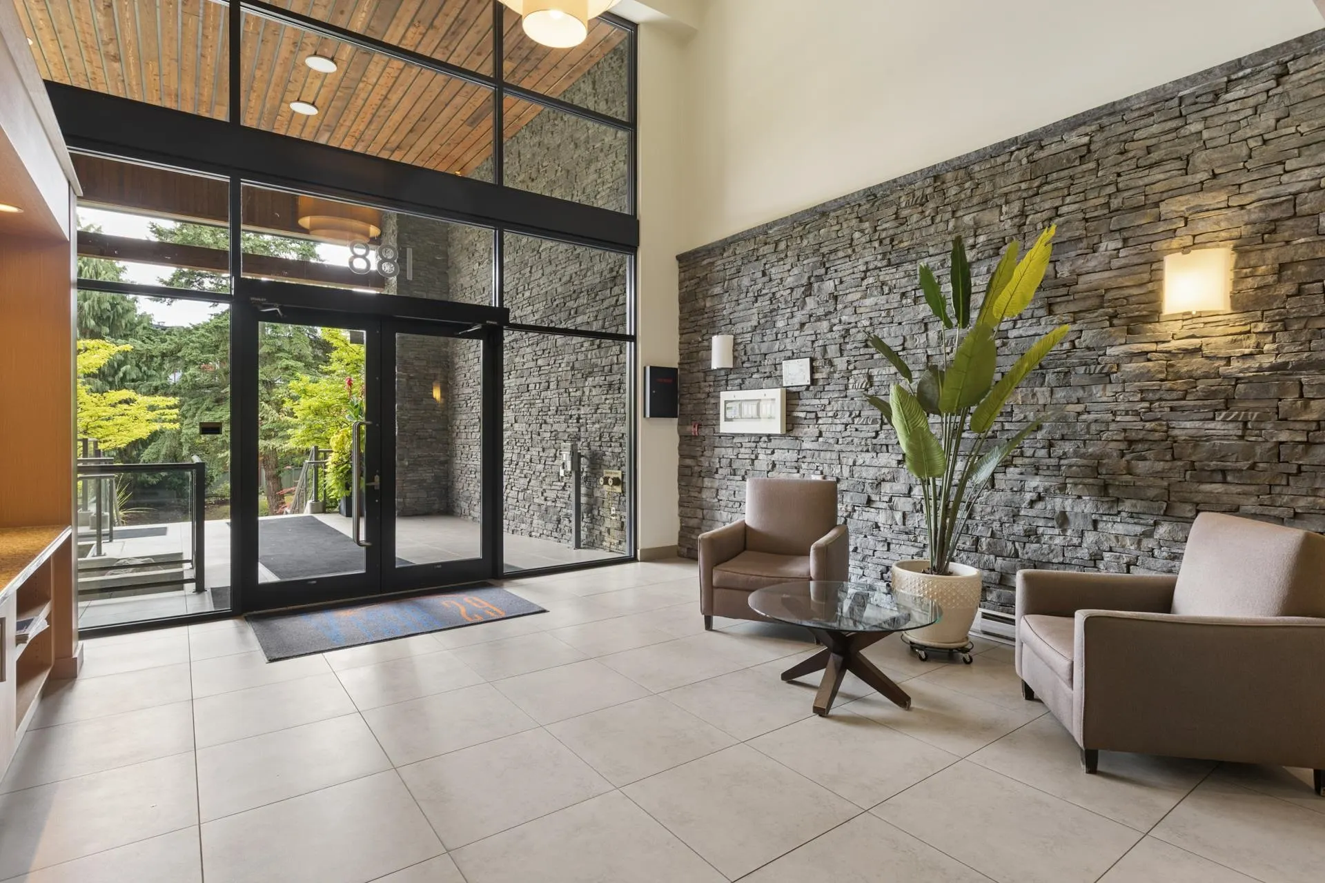 188 W 29th Street #206