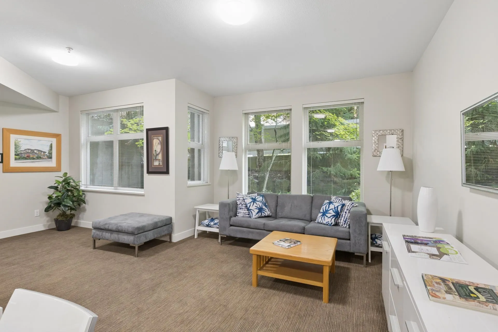 188 W 29th Street #206