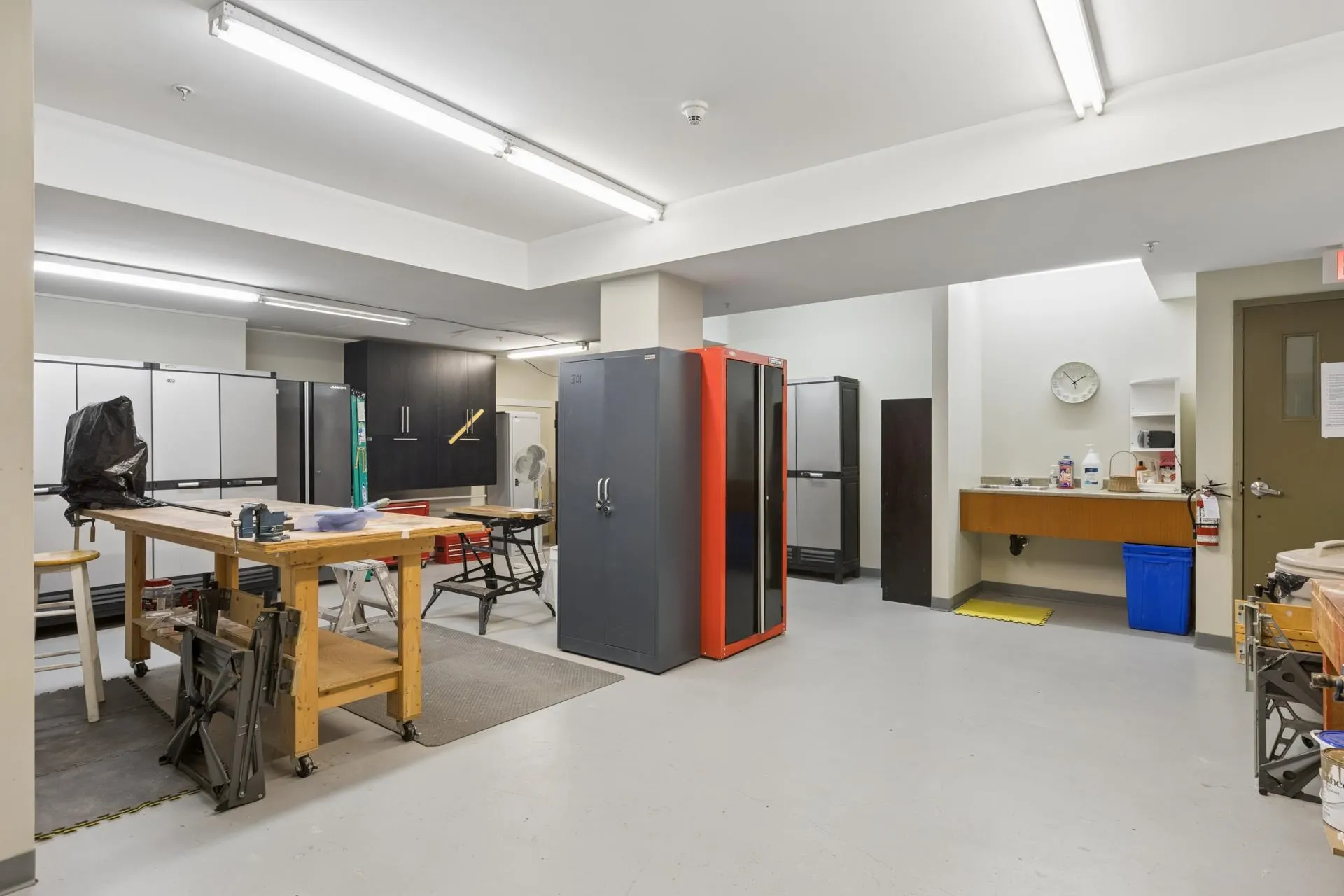 188 W 29th Street #206