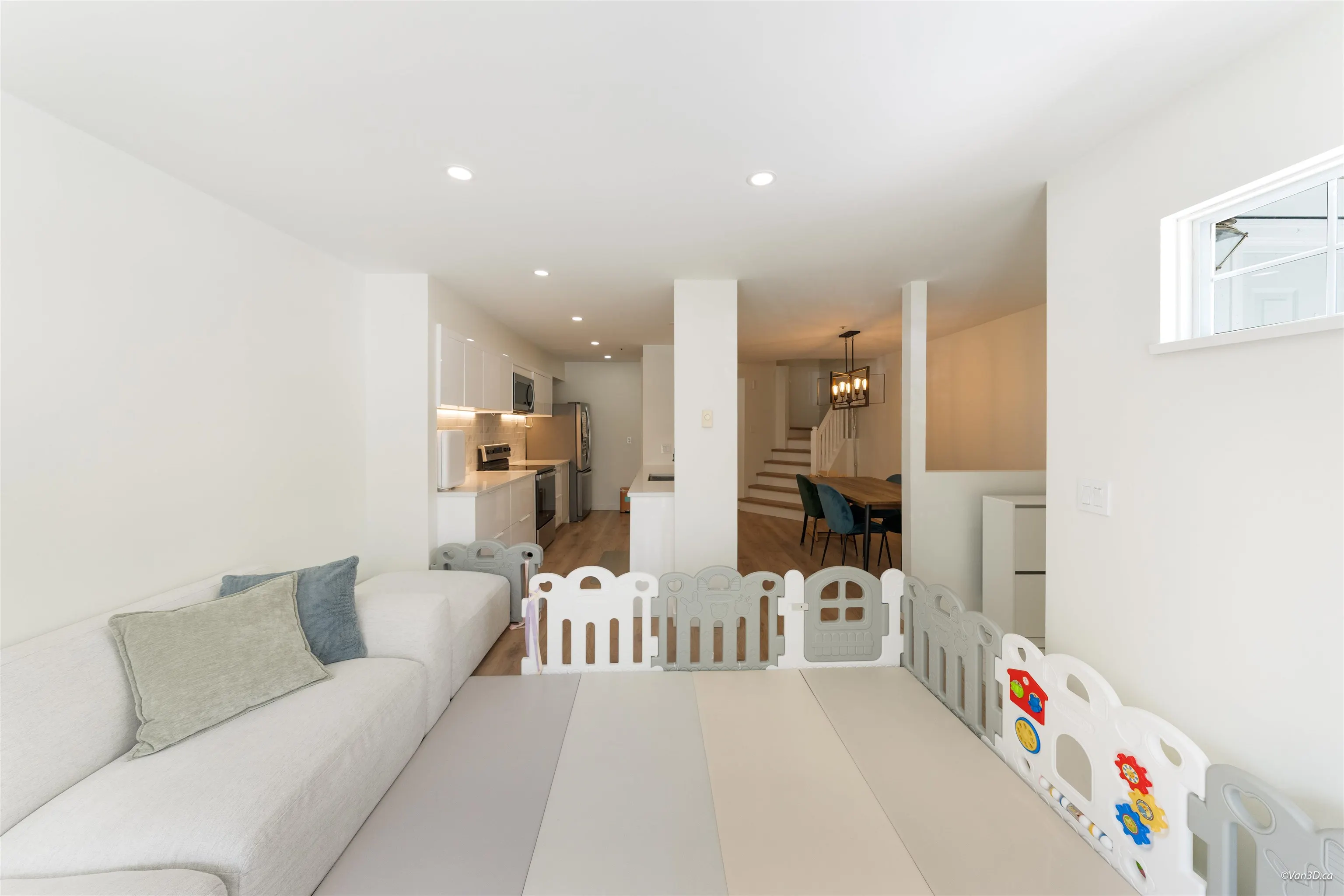 2960 Princess Crescent #113