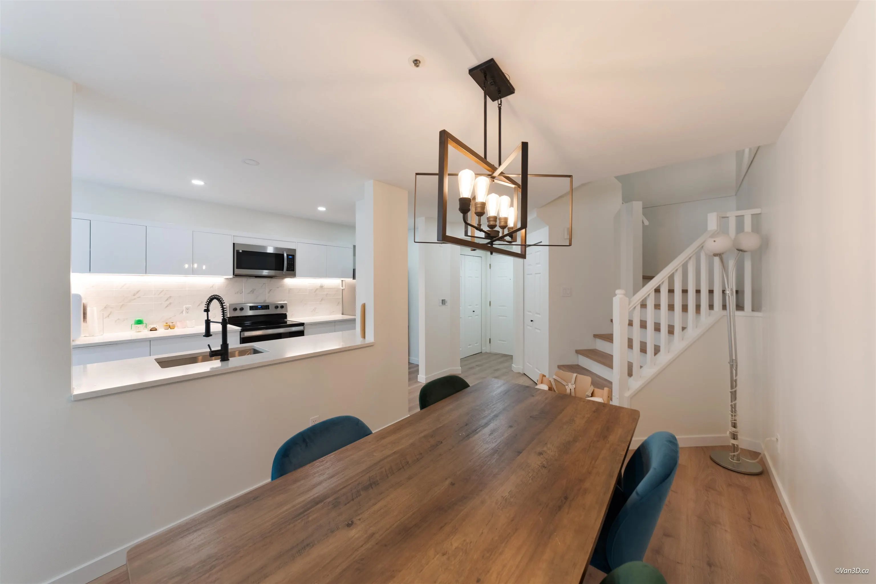 2960 Princess Crescent #113