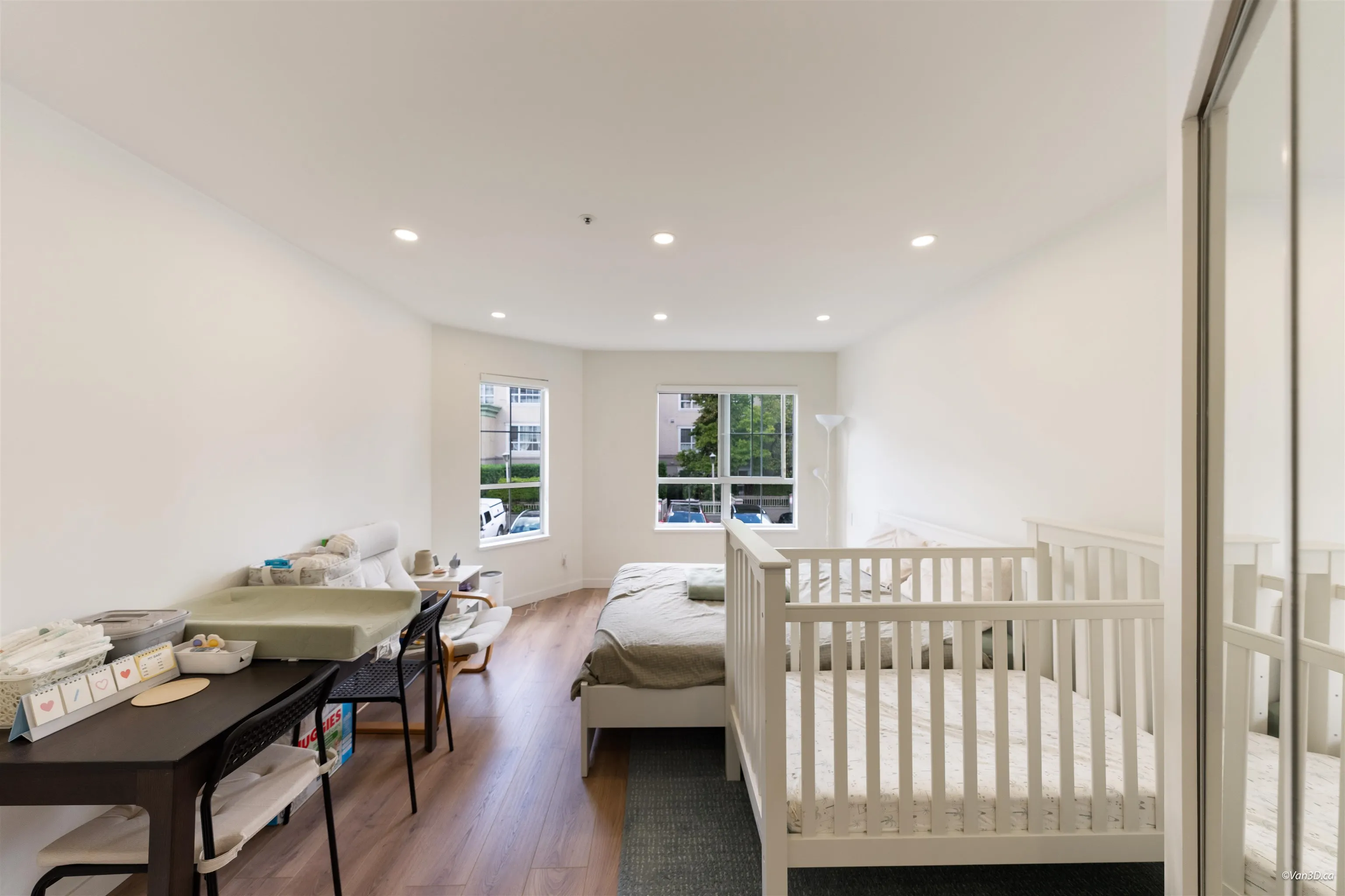 2960 Princess Crescent #113