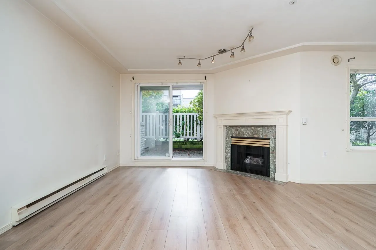 20443 53 Avenue #109