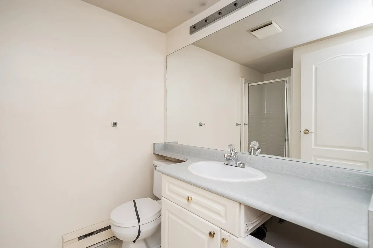 20443 53 Avenue #109