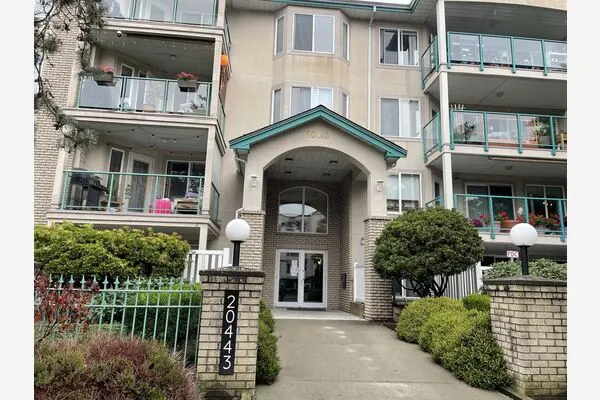 20443 53 Avenue #109