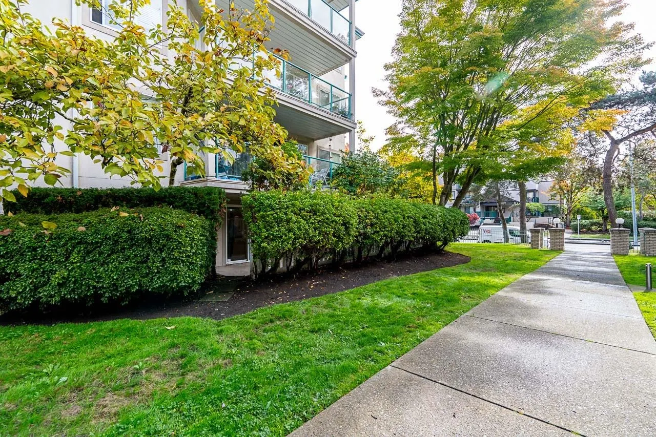 20443 53 Avenue #109