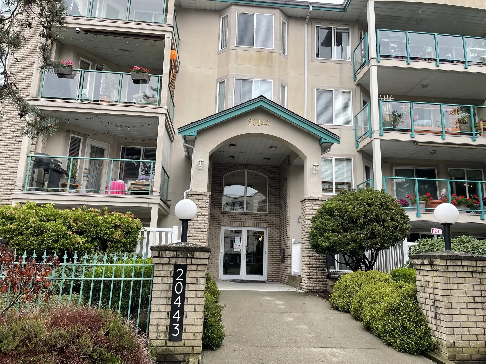 20443 53 Avenue #109