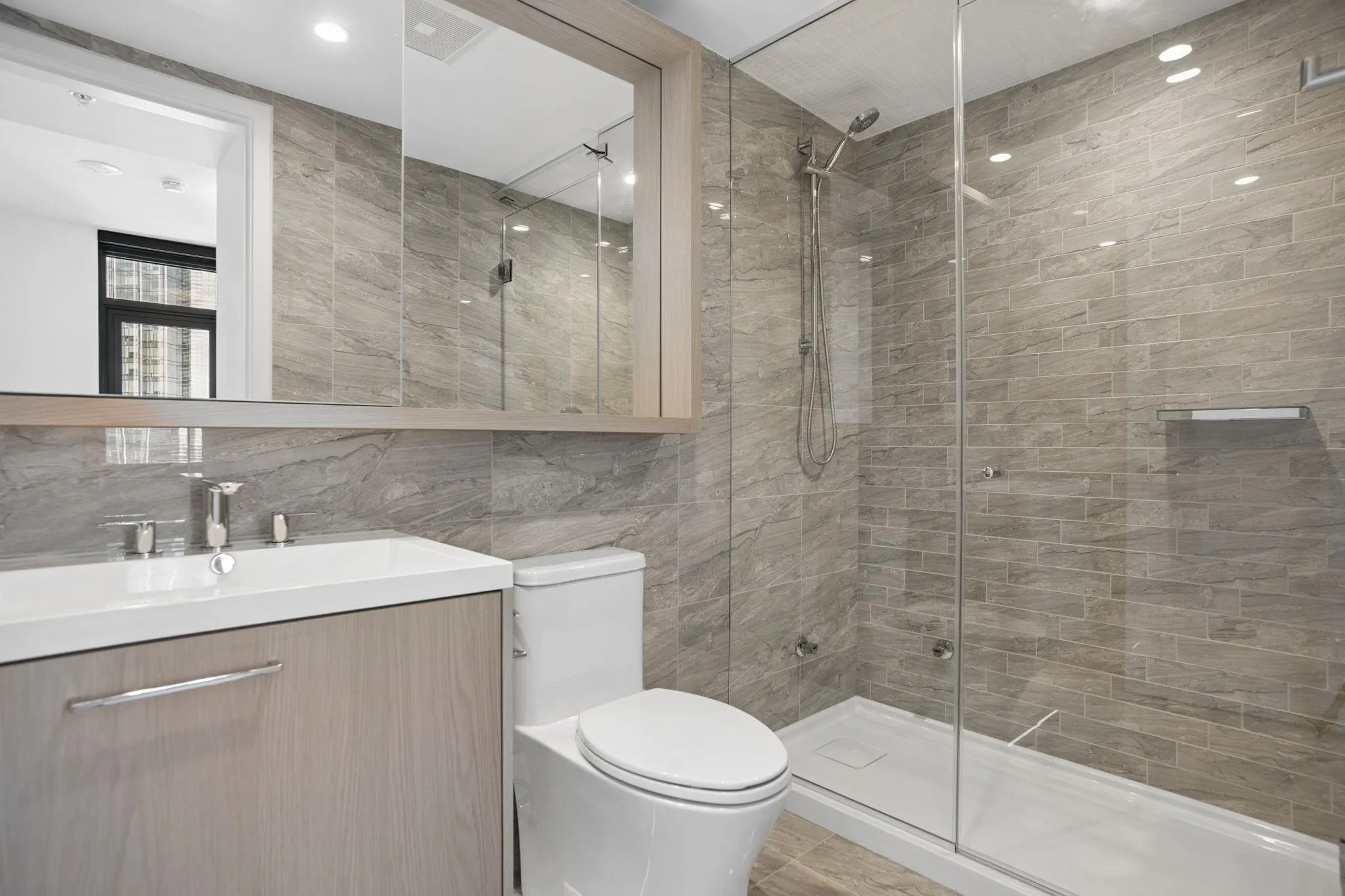 6608 Sussex Avenue #1408