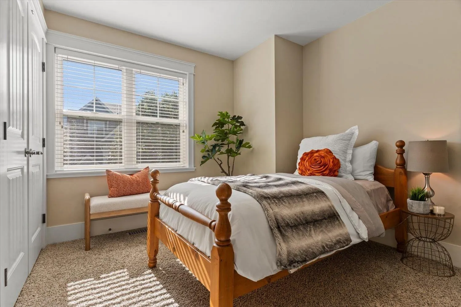 45142 Nicomen Crescent #2