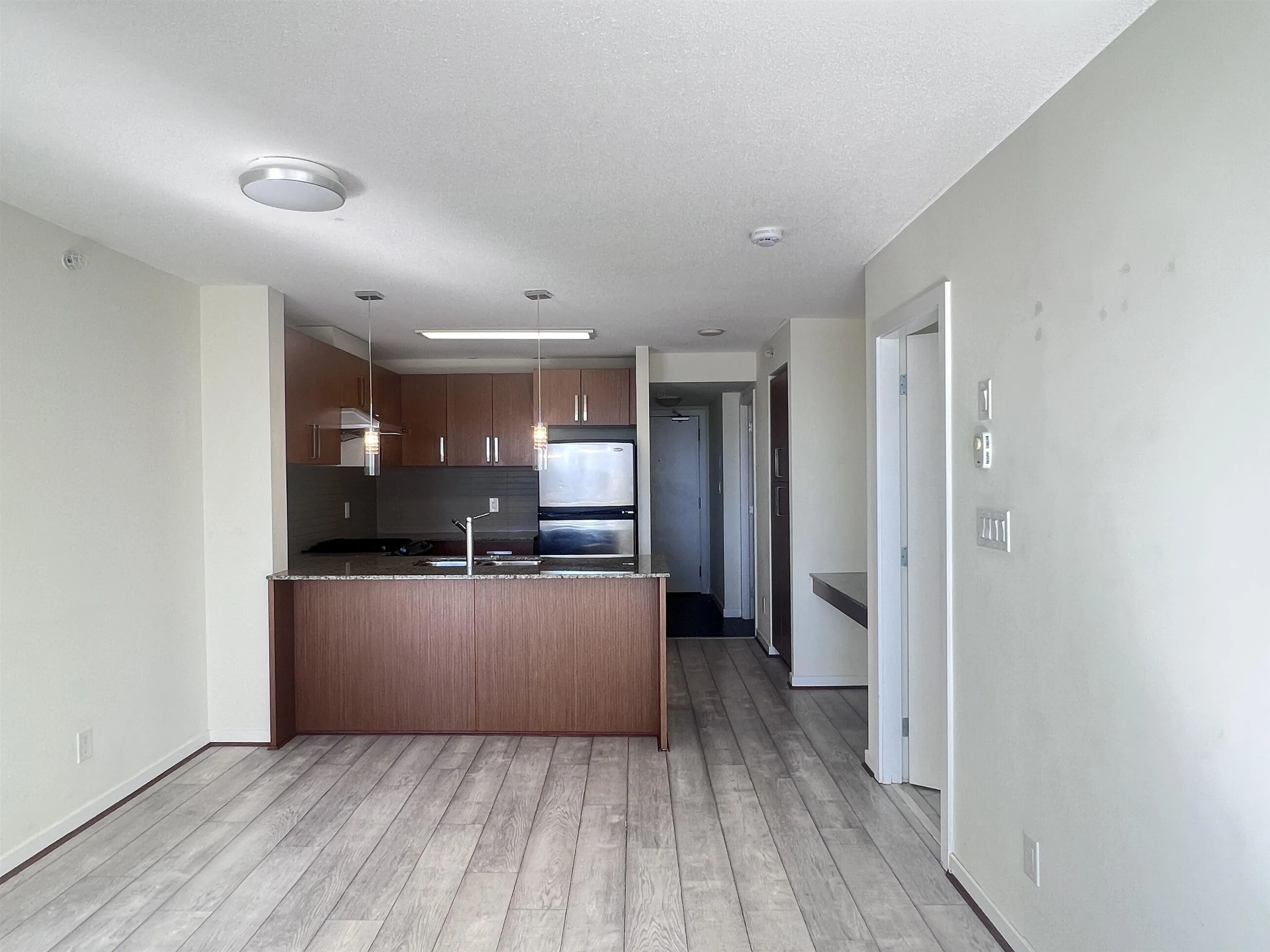 9888 Cameron Street #606