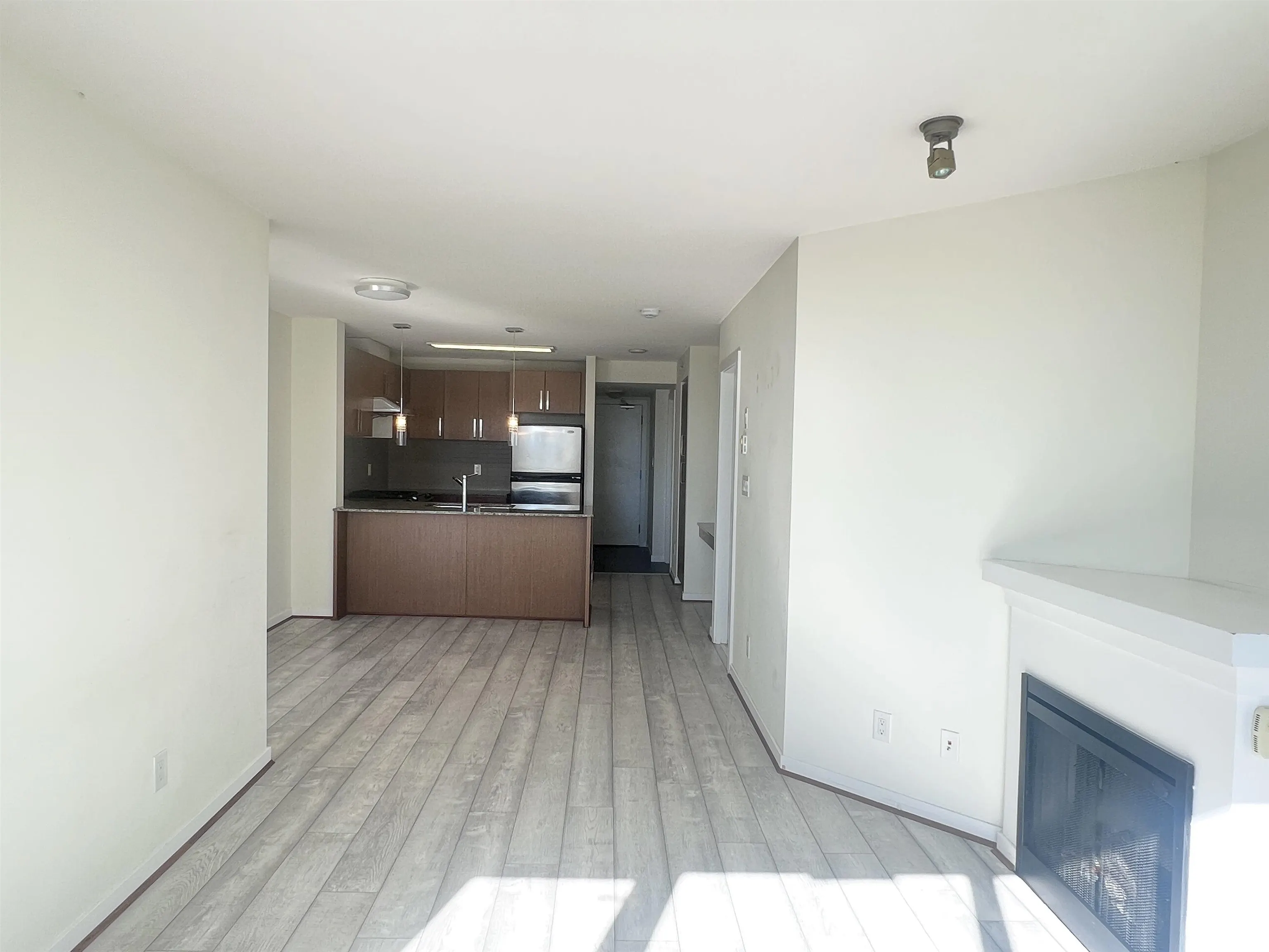9888 Cameron Street #606
