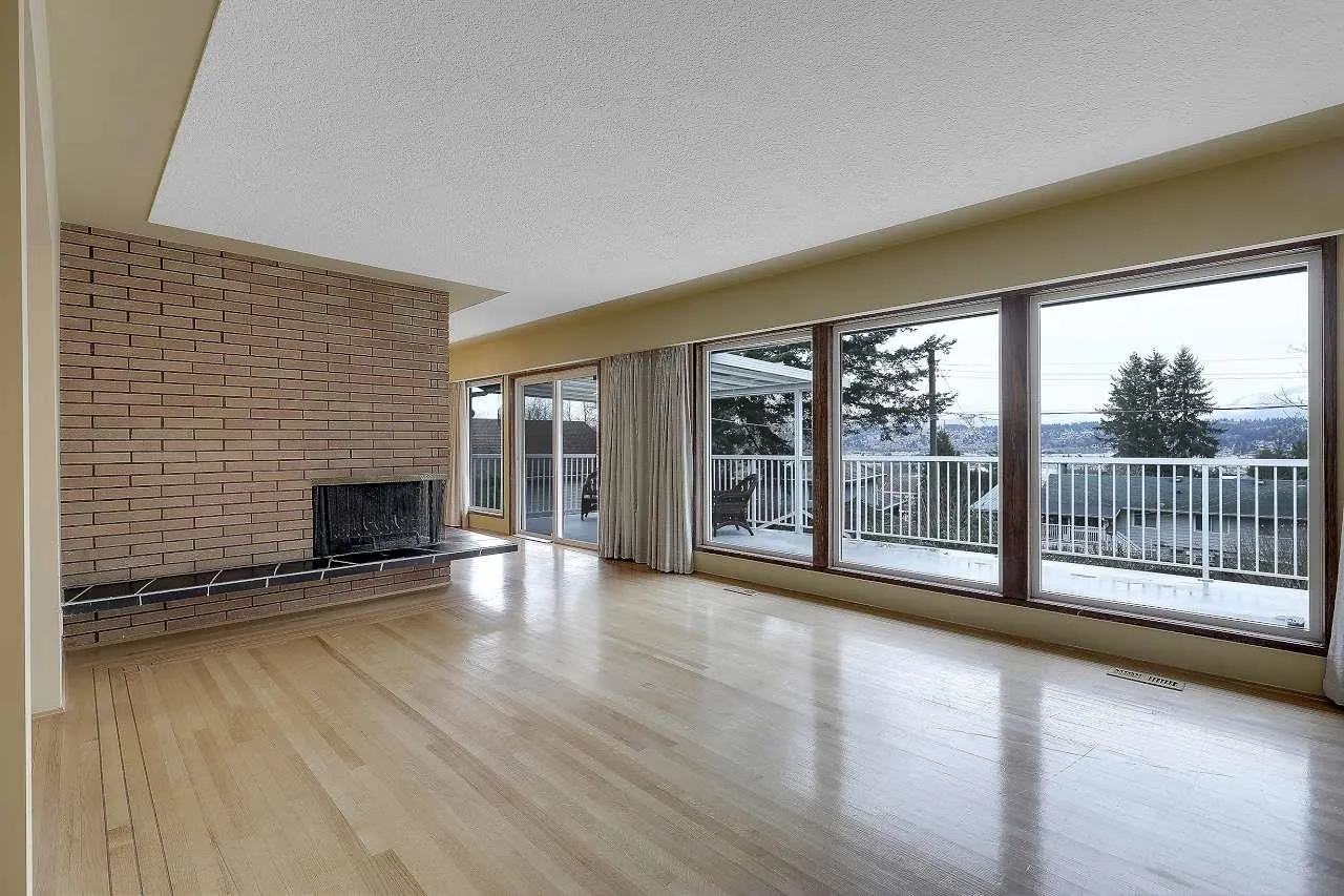 13753 114 Avenue