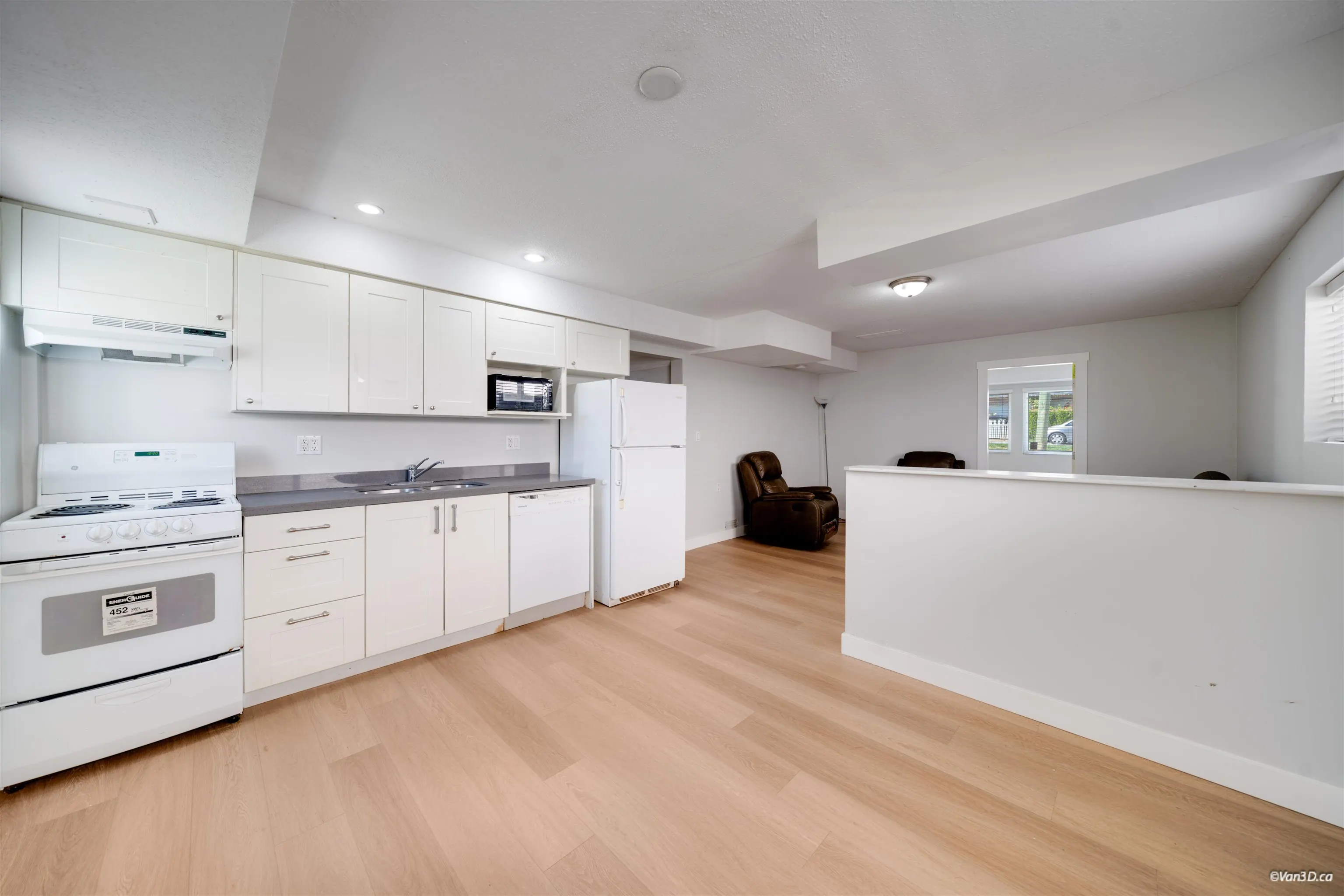 7148 6th Street