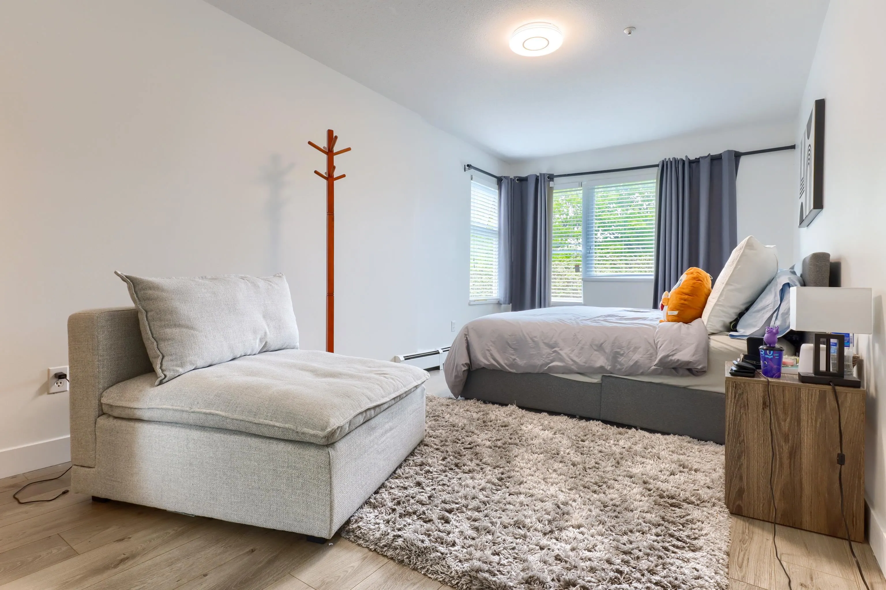 15213 Pacific Avenue #205