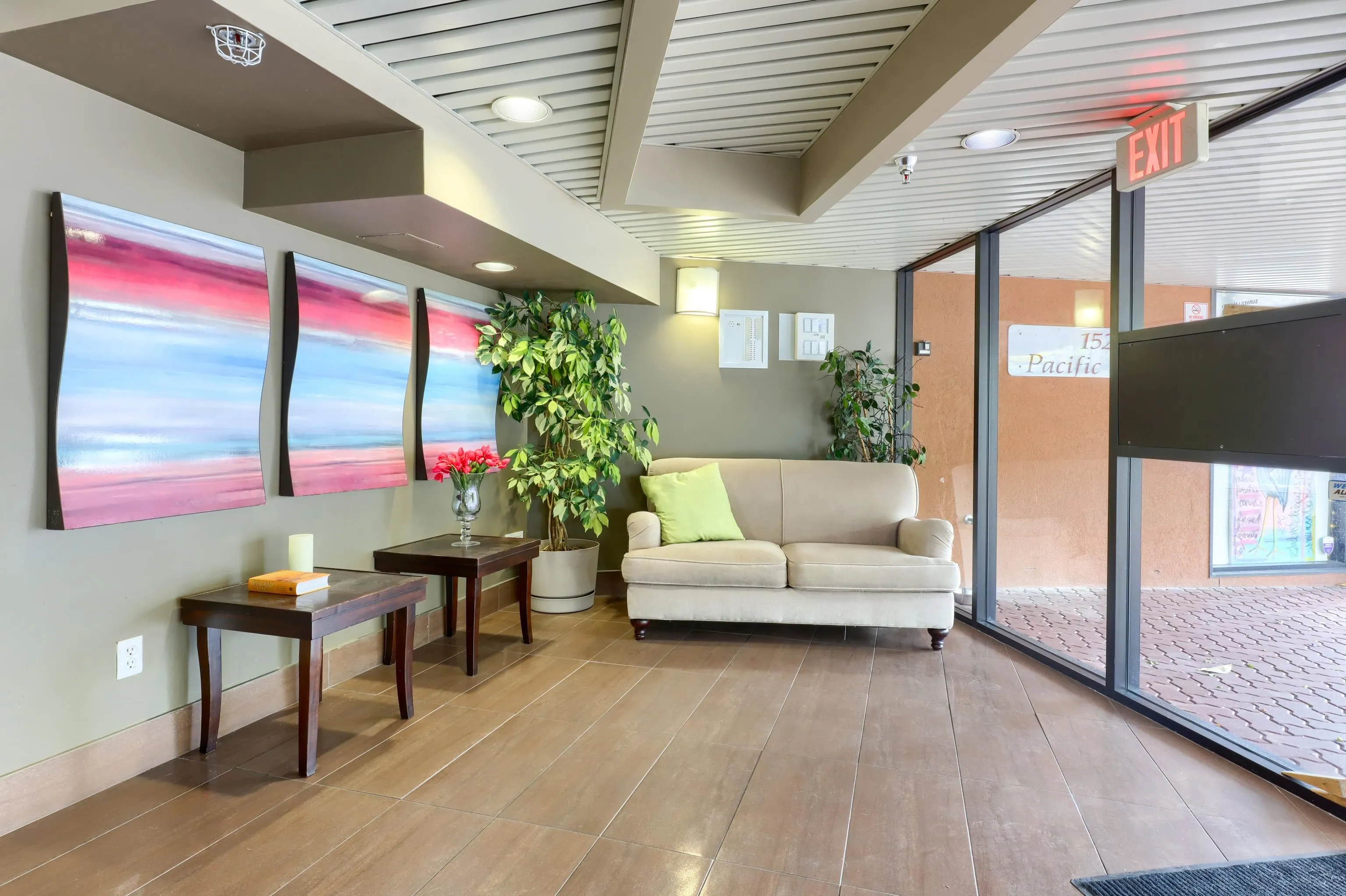 15213 Pacific Avenue #205