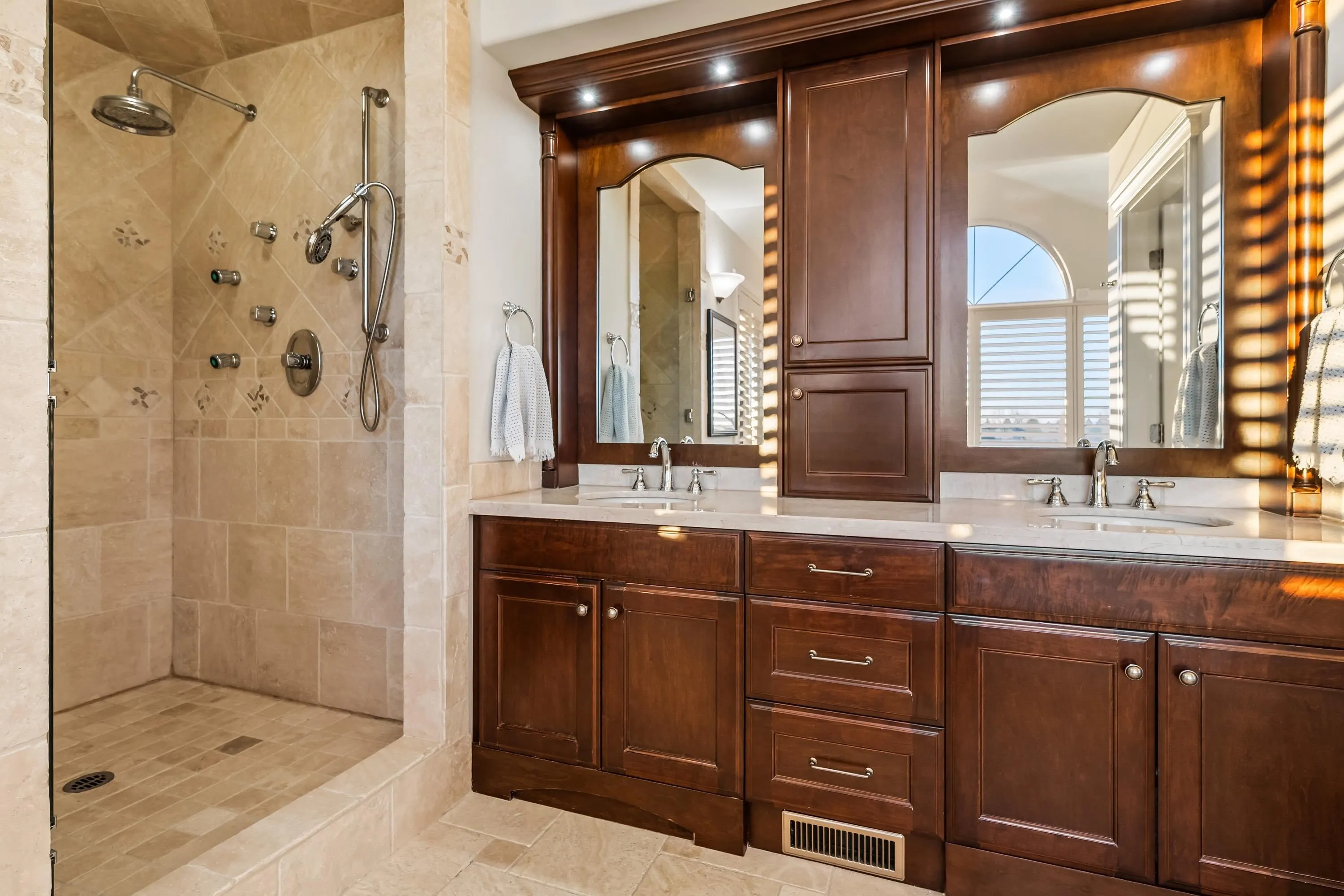 2405 Cranberry Court