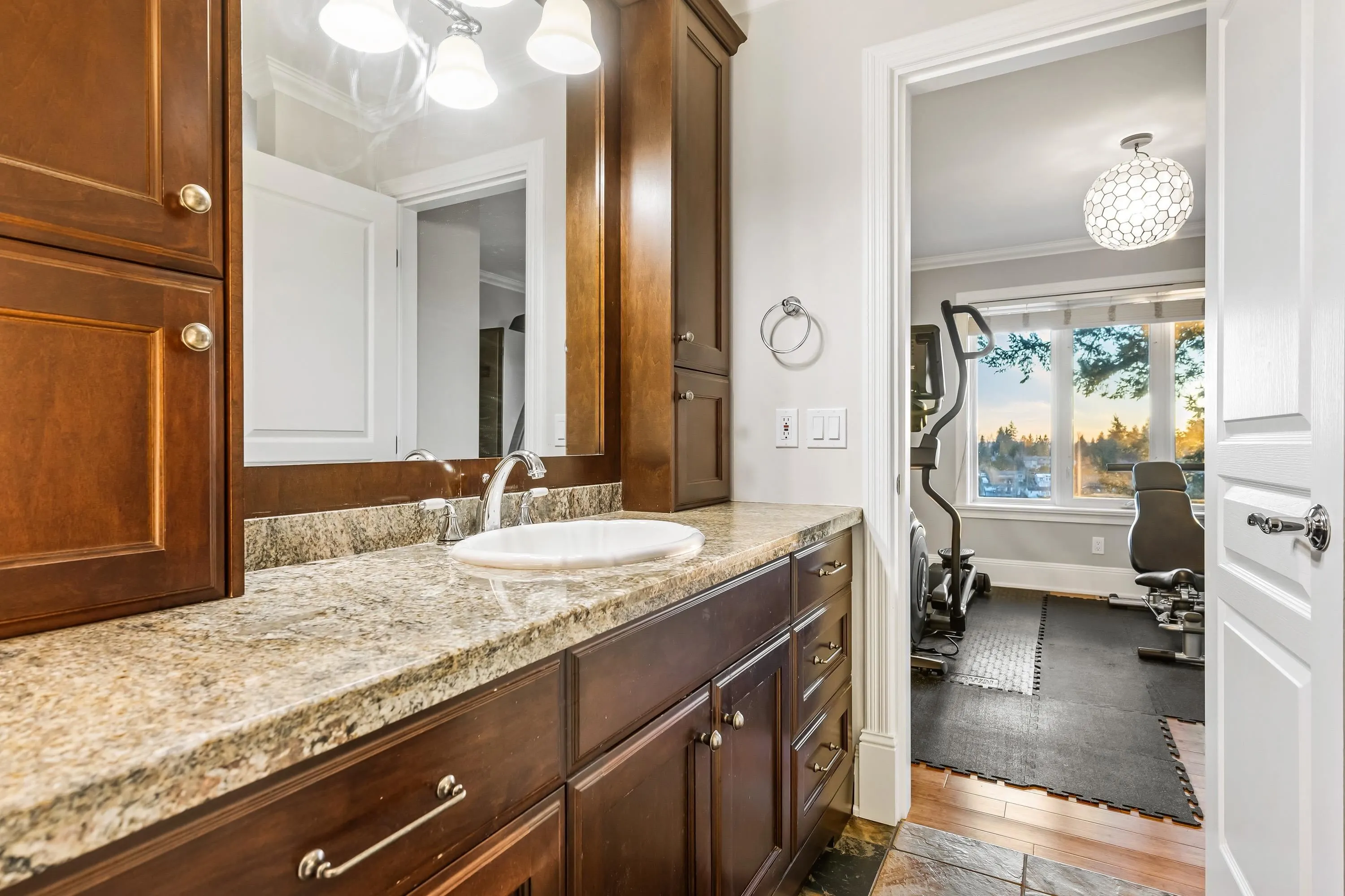 2405 Cranberry Court