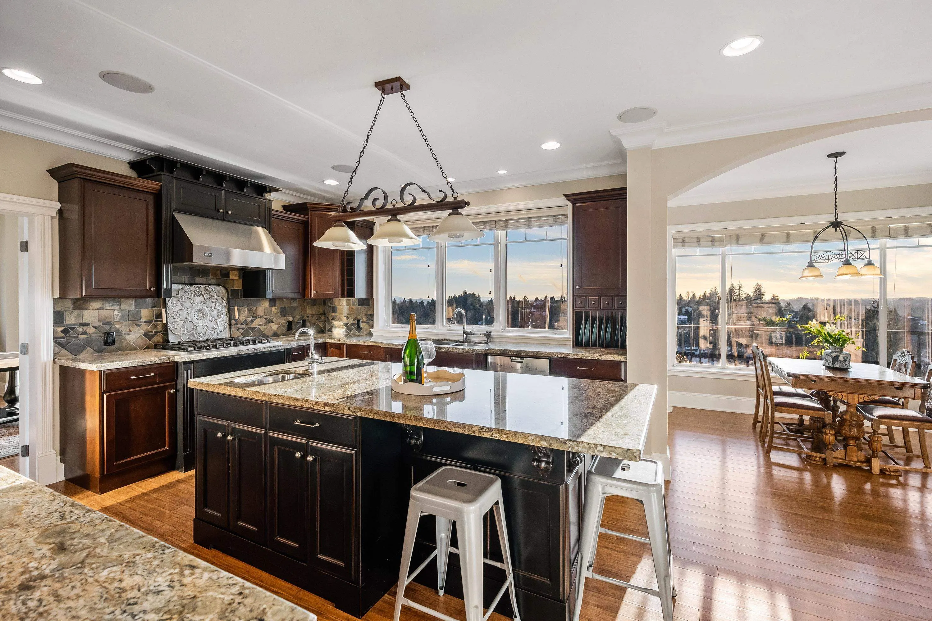 2405 Cranberry Court