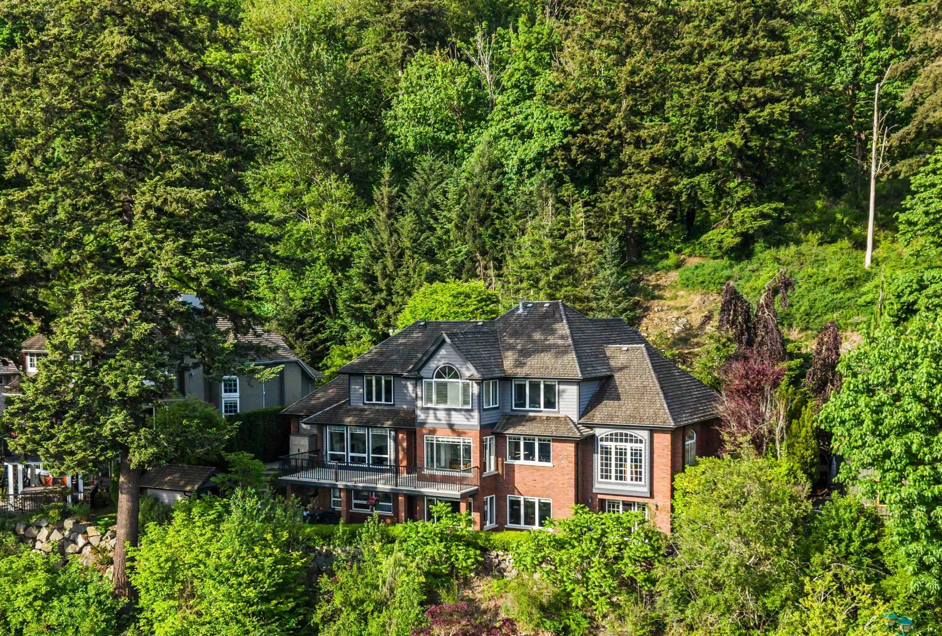 2405 Cranberry Court