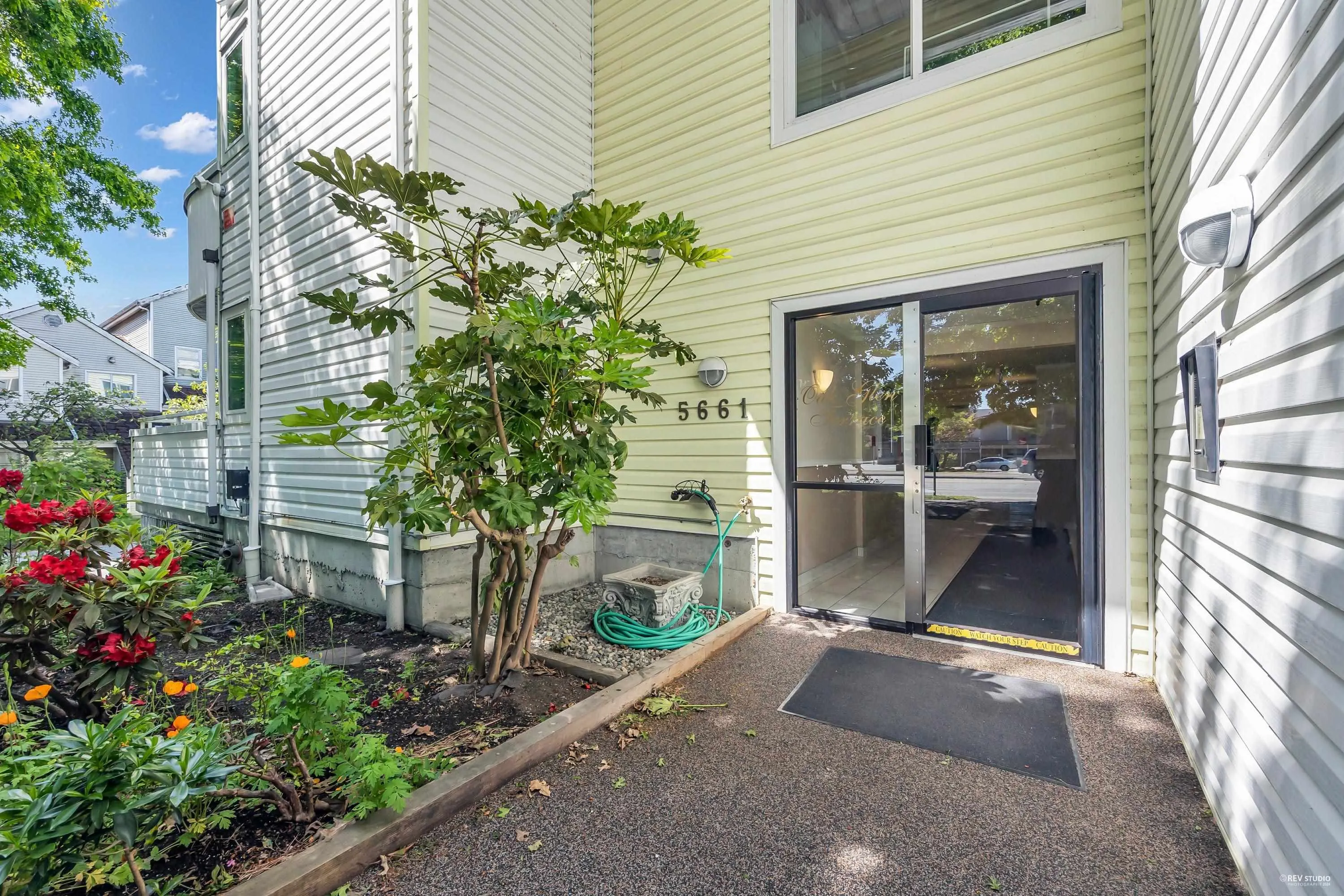 5661 Ladner Trunk Road #15