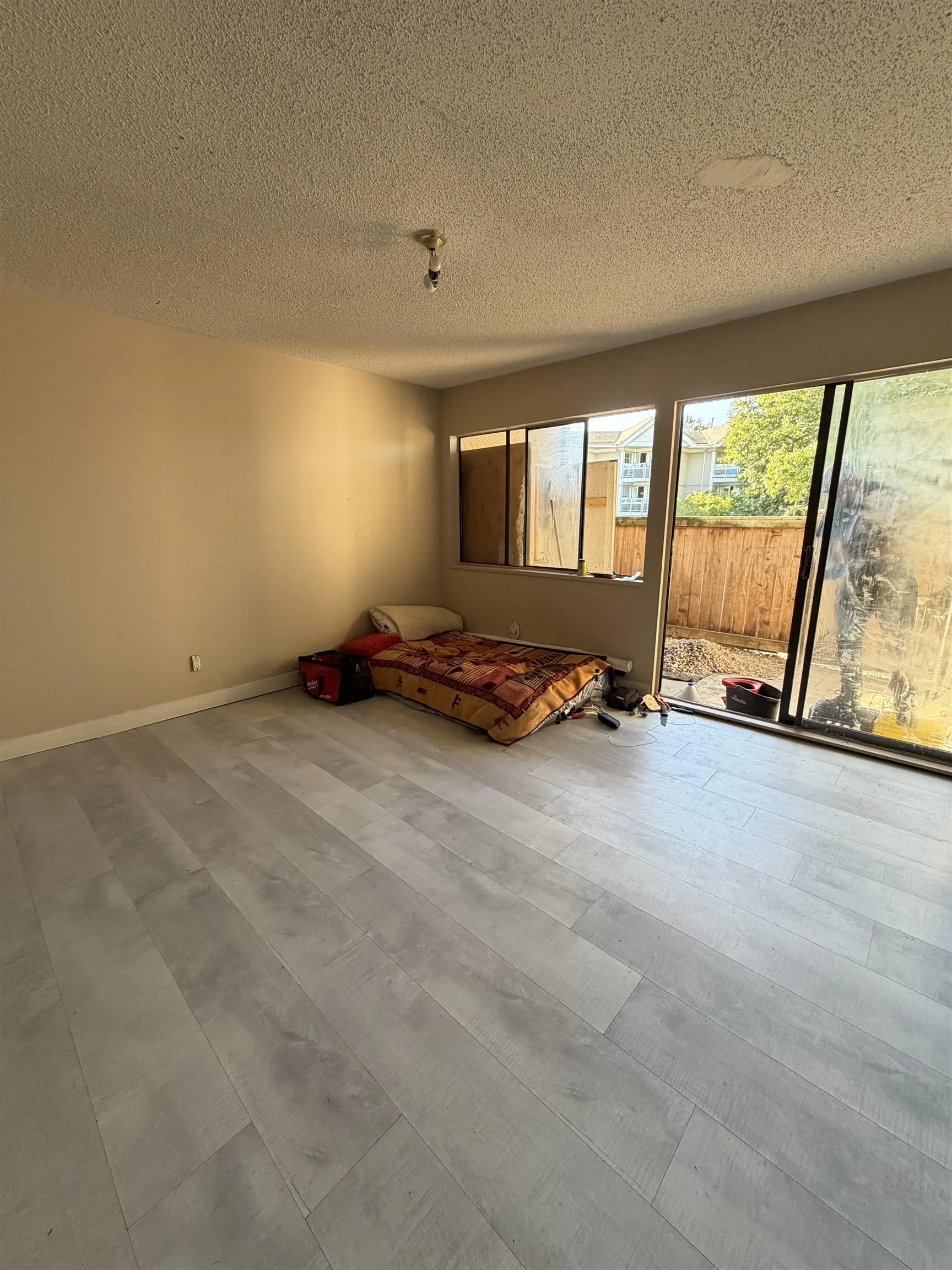 17700 60 Avenue #10