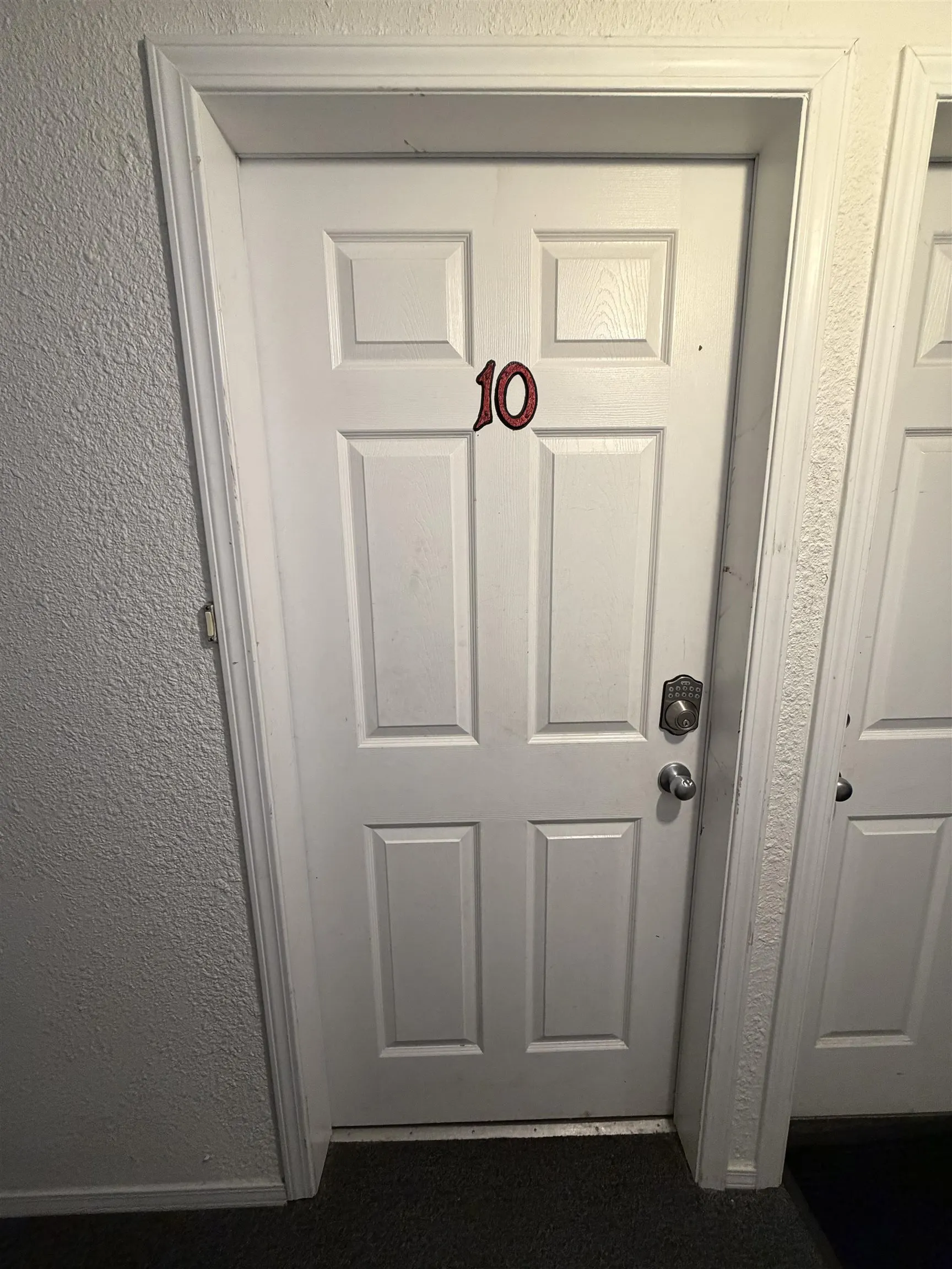 17700 60 Avenue #10