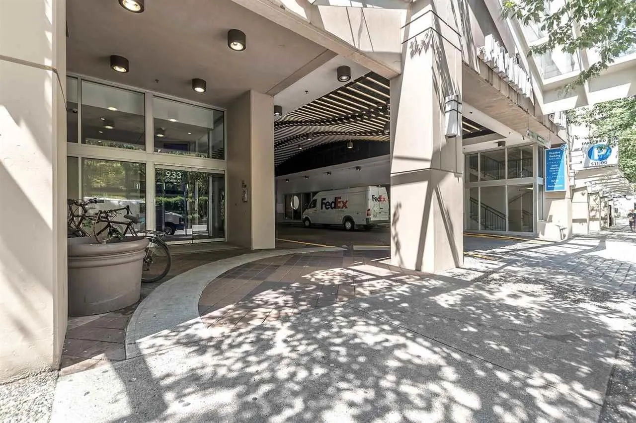 933 Hornby Street #1233