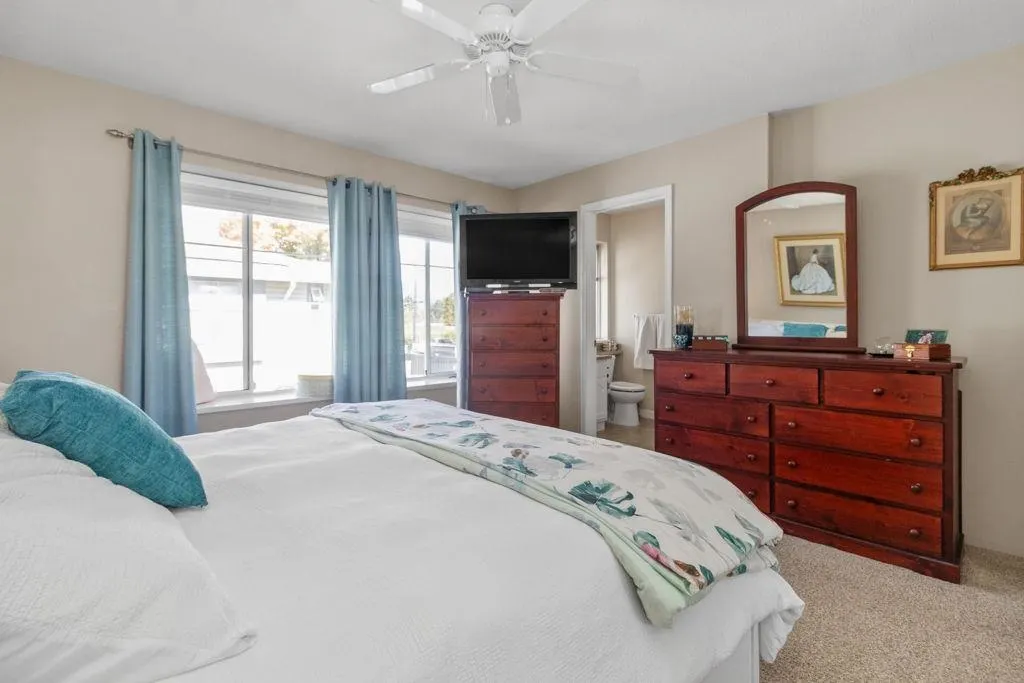 750 Prairie Avenue #114