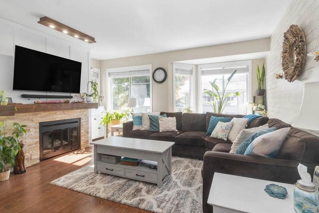750 Prairie Avenue #114