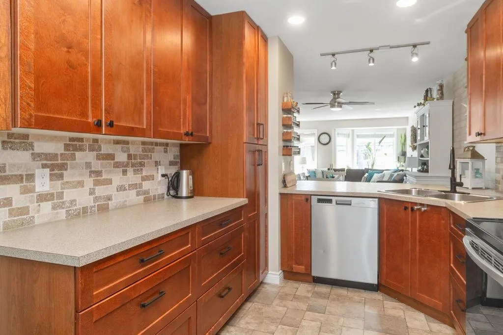 750 Prairie Avenue #114