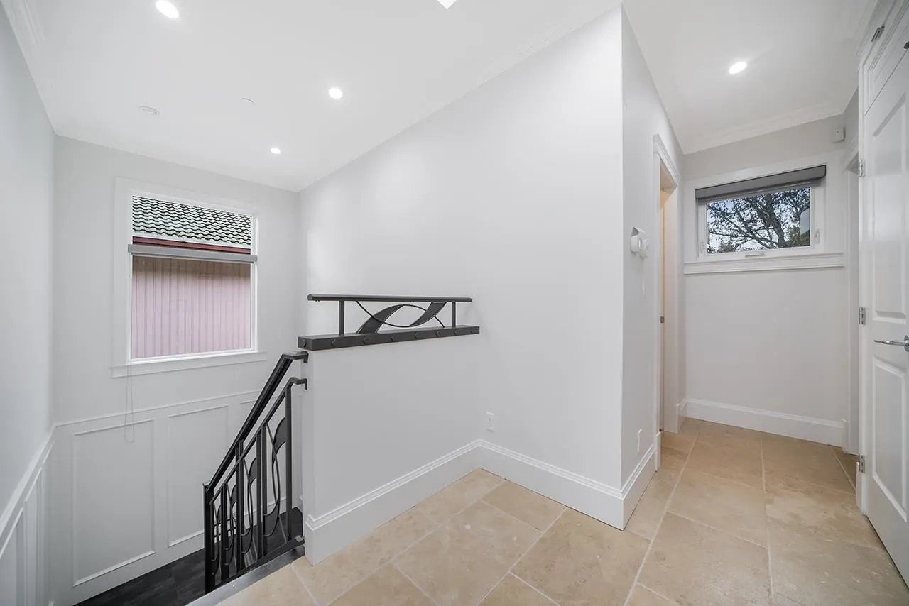 1420 W 53rd Avenue