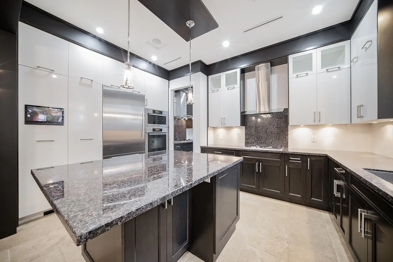 1420 W 53rd Avenue