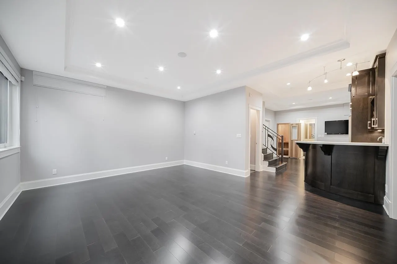 1420 W 53rd Avenue