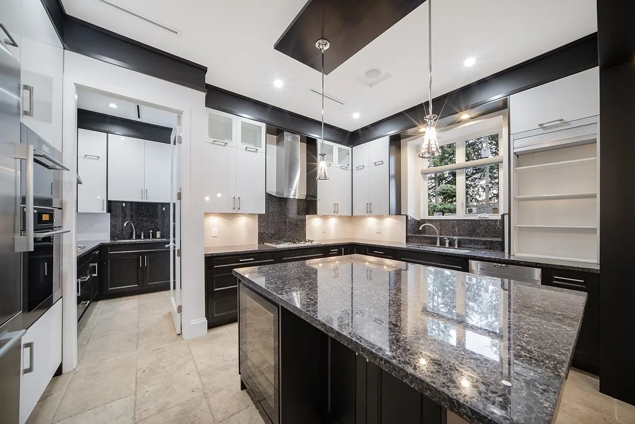 1420 W 53rd Avenue