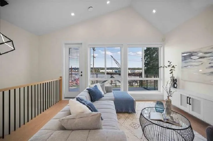 1923 River Drive #1