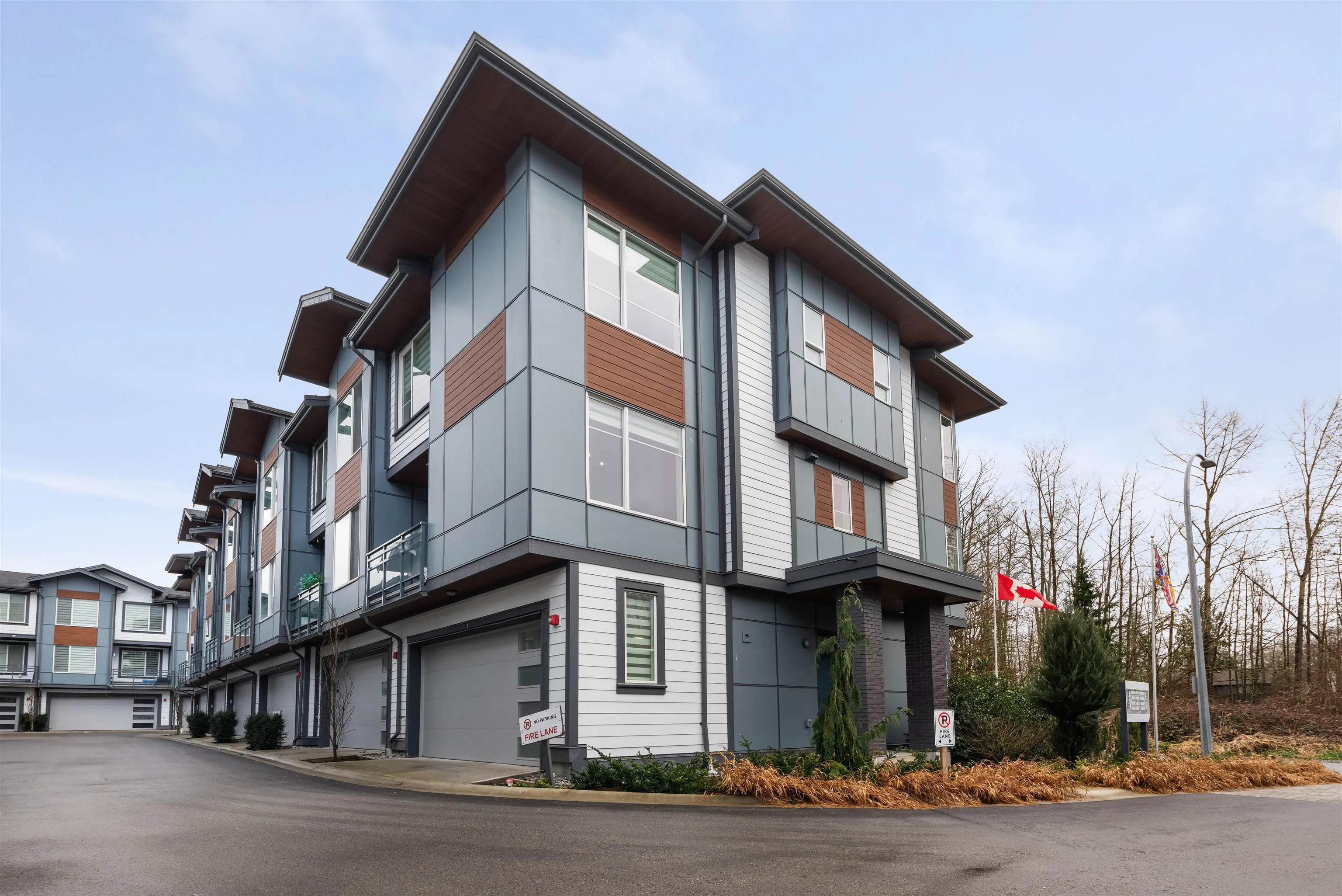 20763 76 Avenue #56